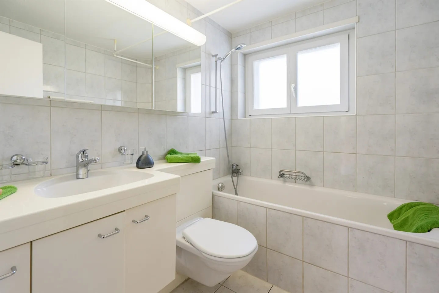 Charmante Wohnung mit Balkon - Foto 3 von 5