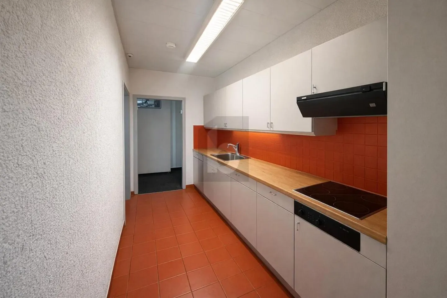 PRATICO, TRANQUILLO E BEN SITUATO - Foto 5 di 6