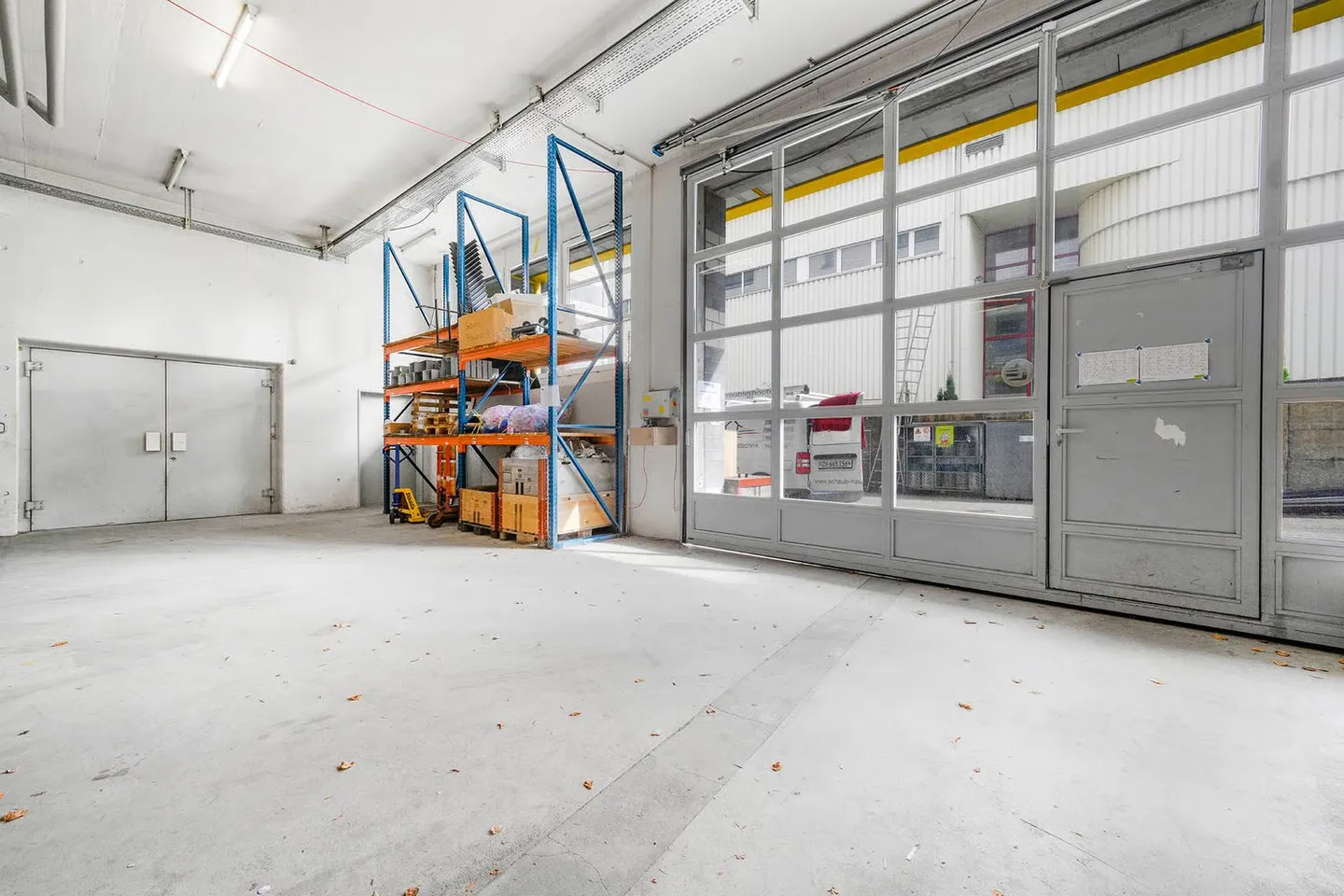 Spazi commerciali su misura – dall'ufficio, magazzino a location per eventi e pop-up - Foto 18 di 18