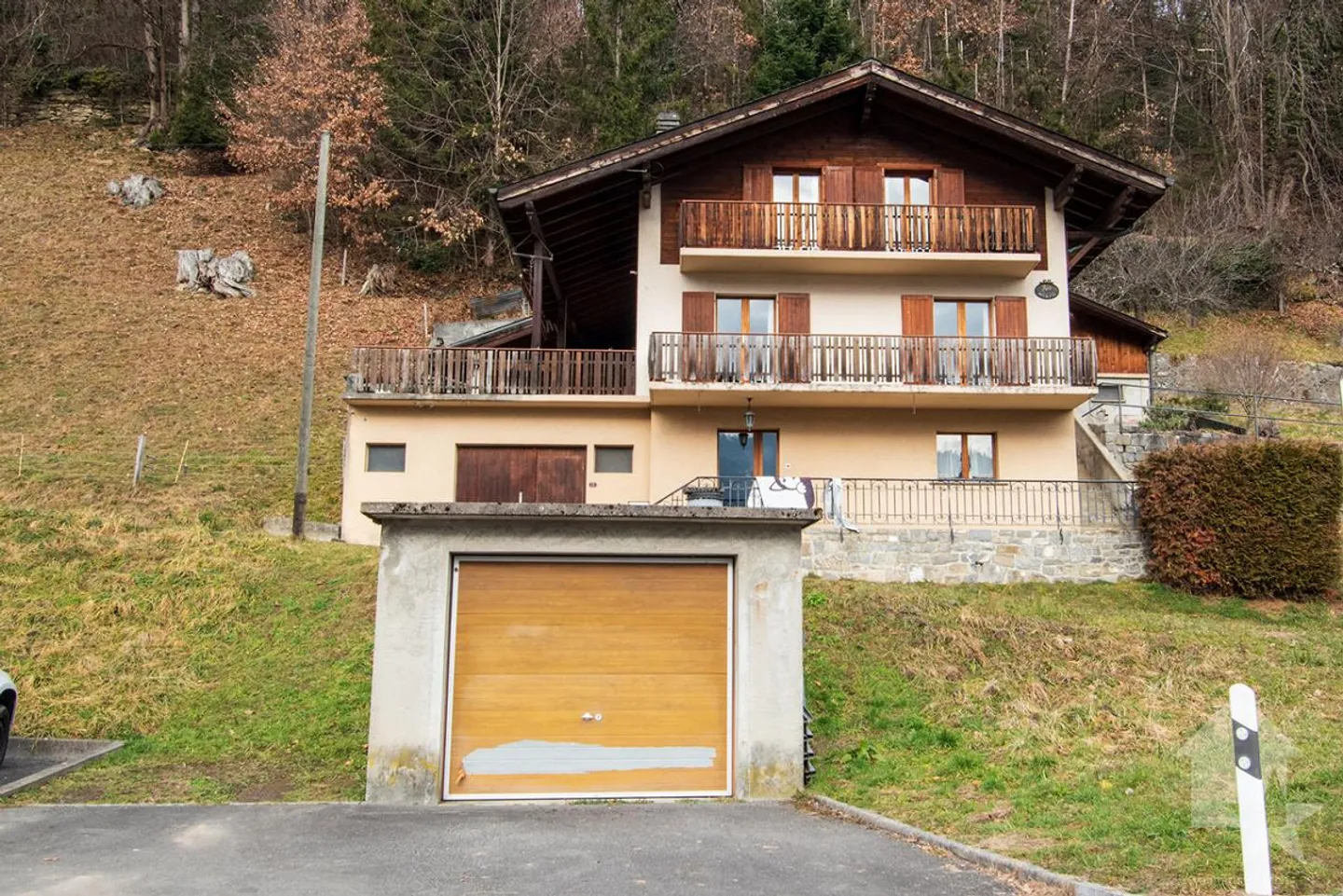 Vers-Encier, Haus mit Garage Box 2 Min. von Monthey - Foto 1 von 10