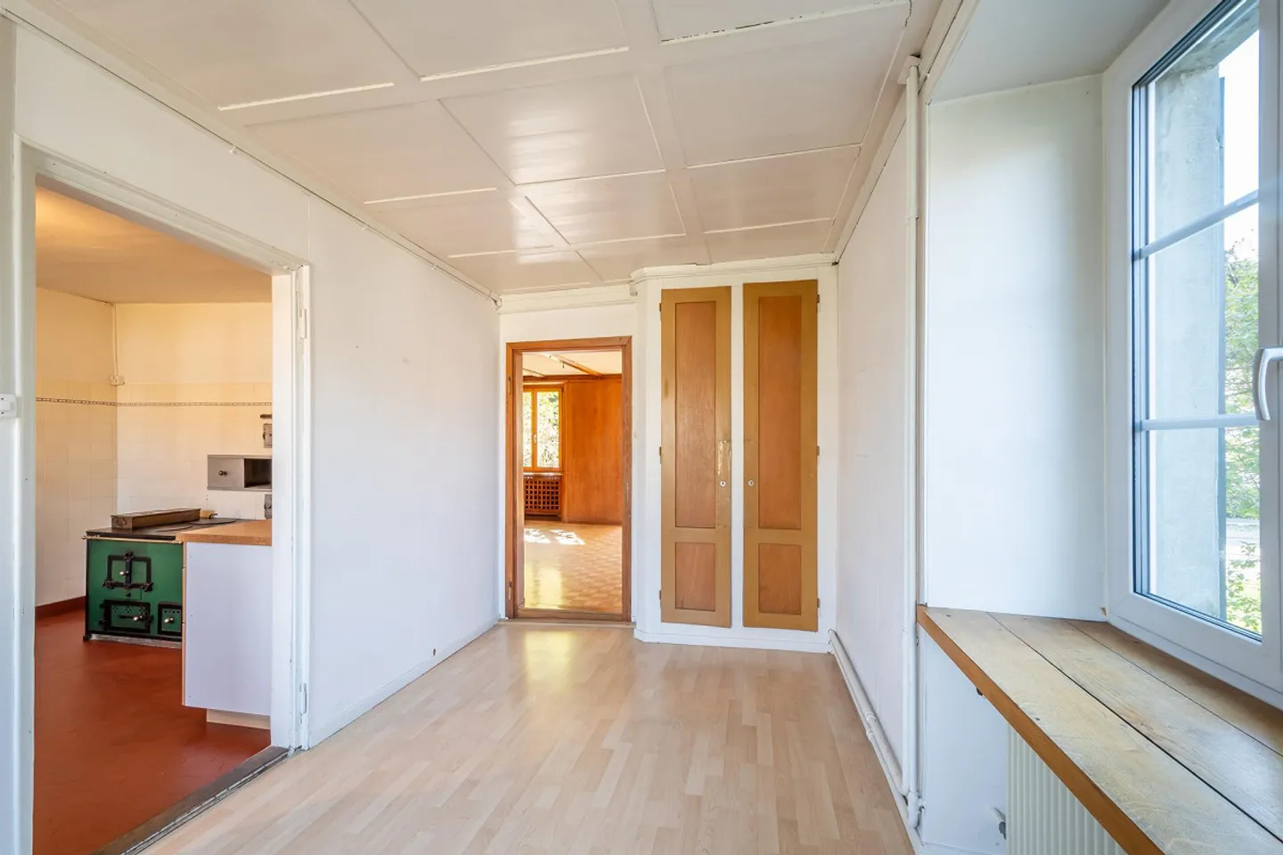 Ampia parcella edificabile con una notevole proprietà antica - Foto 11 di 27