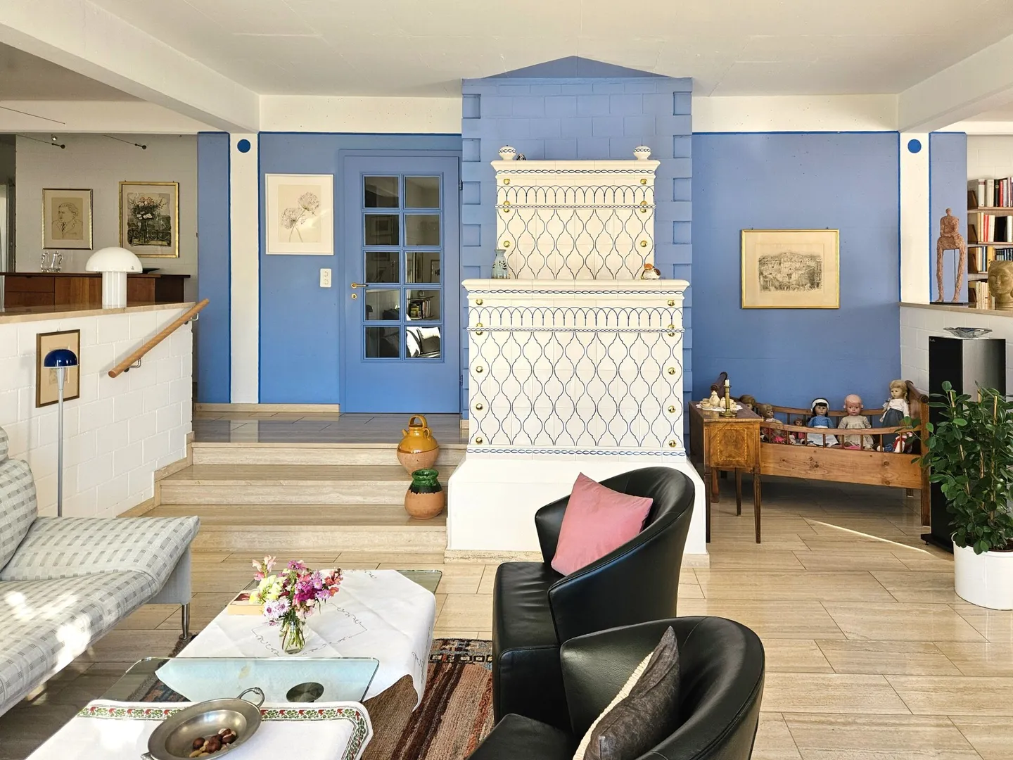 Well-maintained spacious 8.5 room single-family home for sale on the southern edge of the old village center of Elgg - Photo 7 of 15