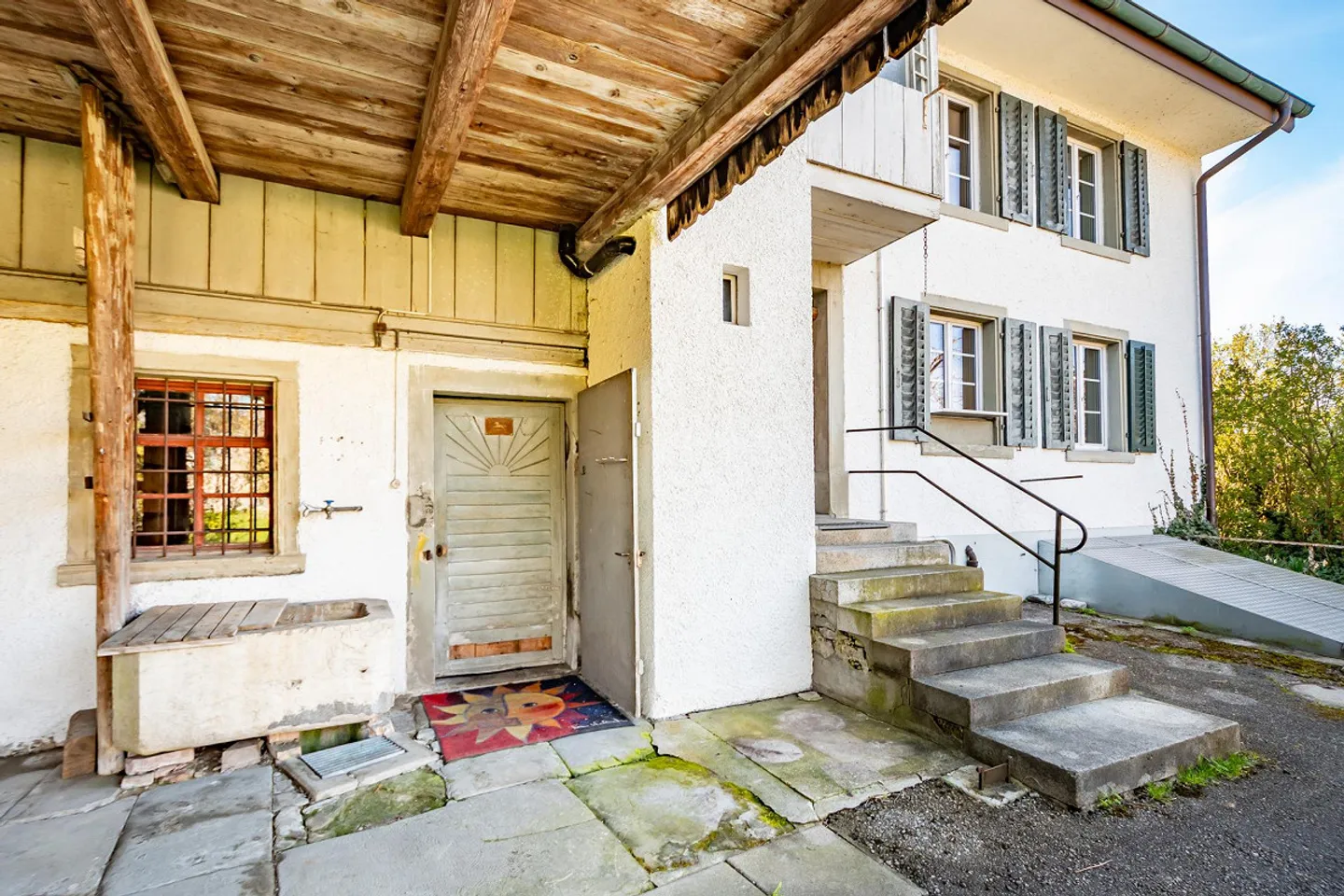 Ampia parcella edificabile con una notevole proprietà antica - Foto 22 di 27