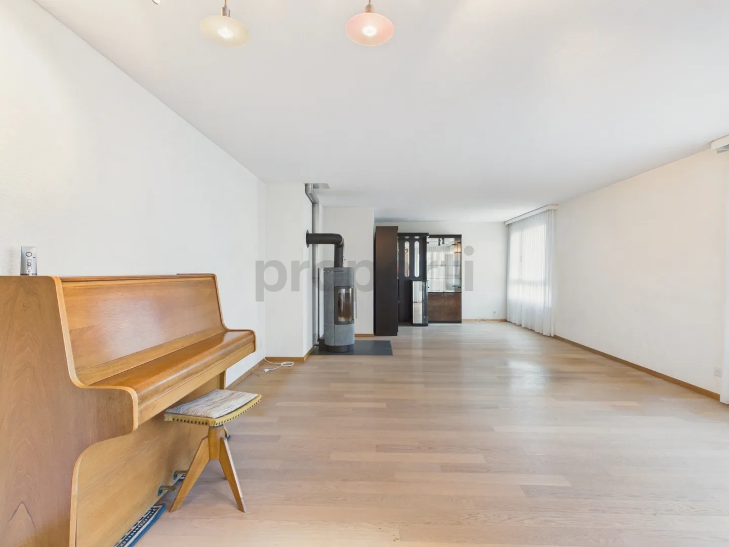 Attractive 5.5-room apartment in Buchrain - family-friendly & central - Photo 1 of 13