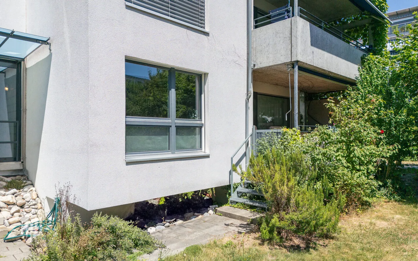 ImmoWyss - Appartamento con giardino 4,5 locali nel popolare quartiere Schwäbis - Foto 2 di 6