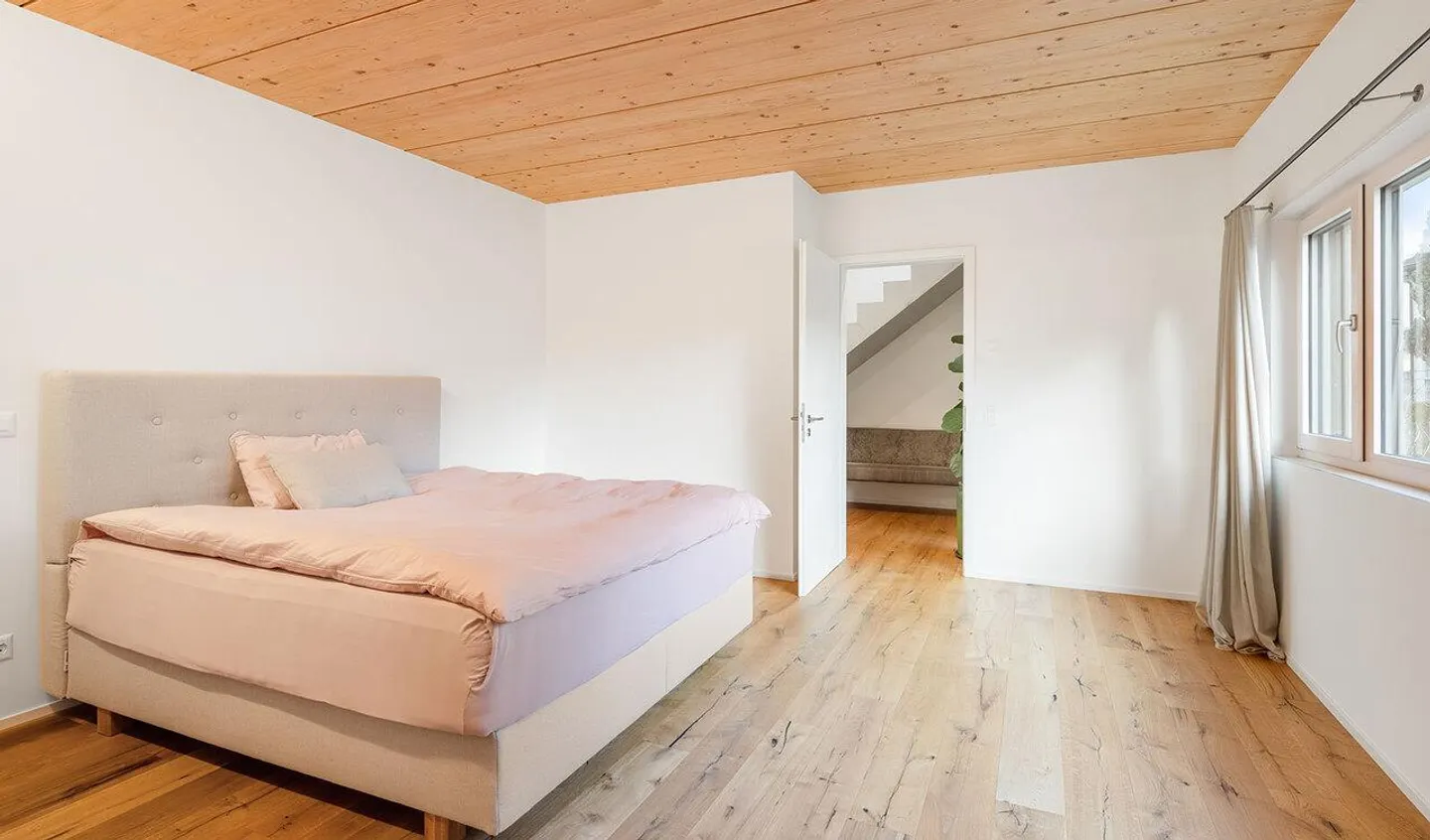 Elegantes Einfamilienhaus am See - Foto 7 von 10