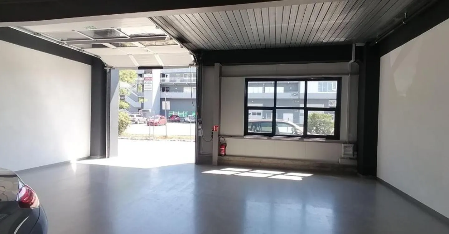 Mischgenutztes Gebäude mieten - Foto 7 von 7