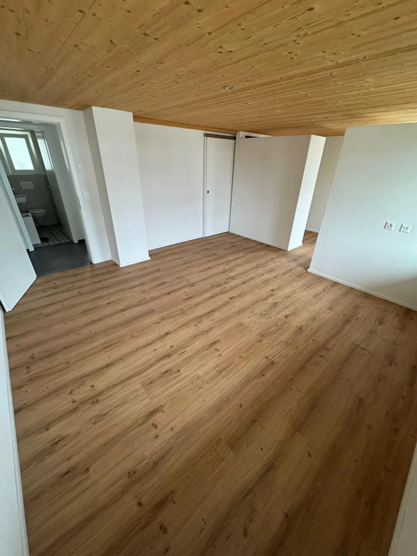 Appartement 4,5 pièces avec option commerciale - Photo 1 sur 17