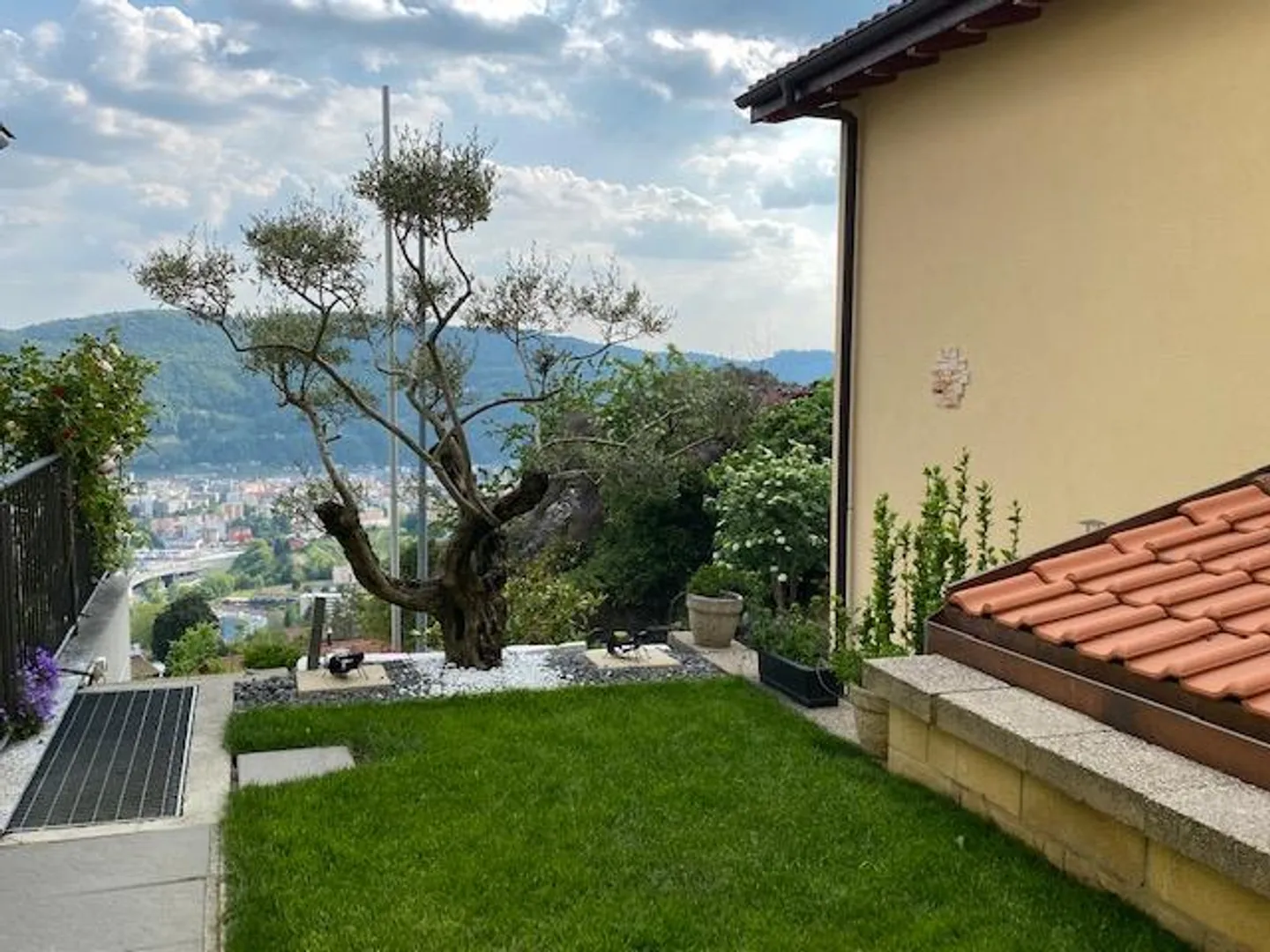 SPLENDIDA CASA UNIFAMILIARE CON VISTA PANORAMICA - Foto 11 di 13