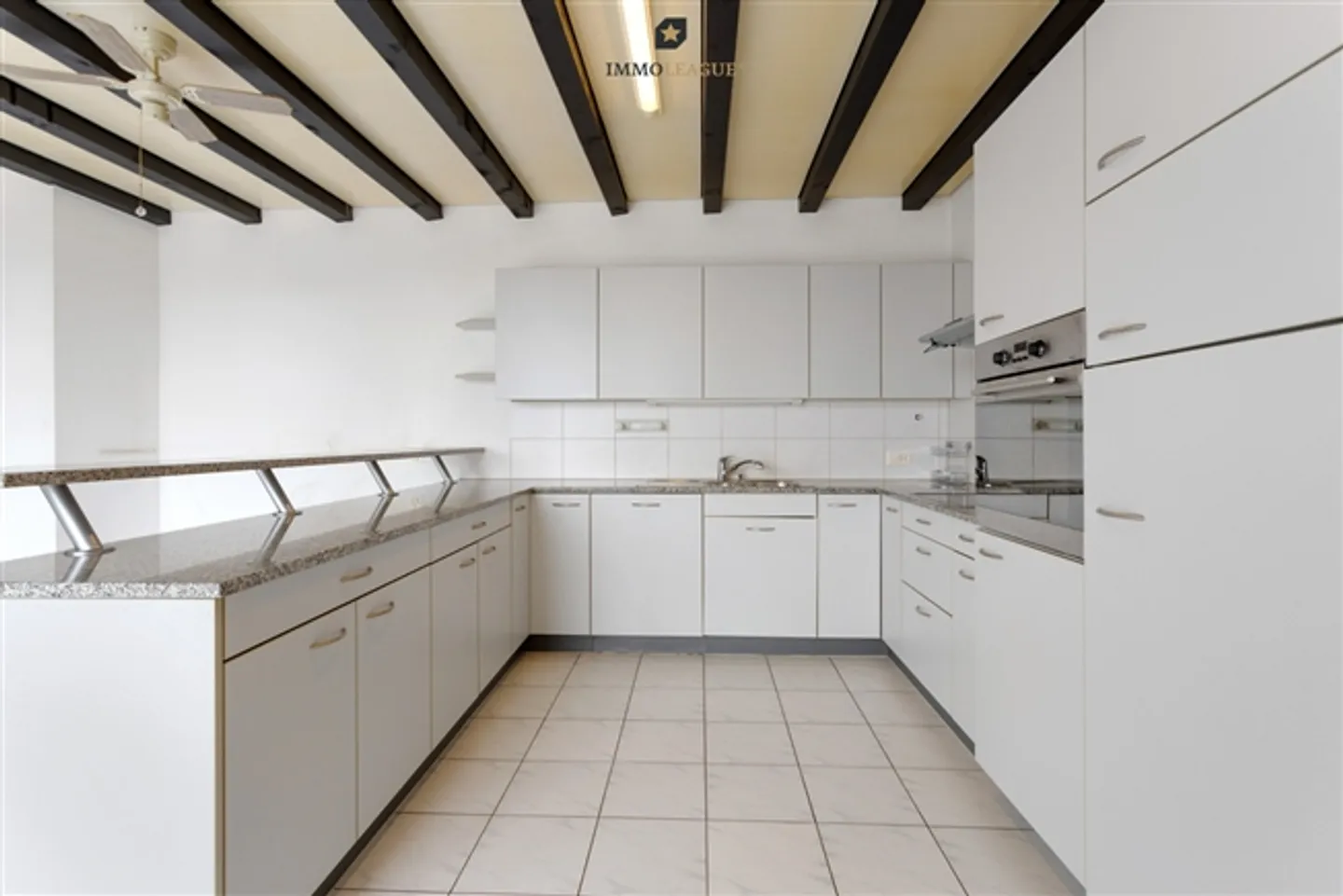 Vivre au bord du beau Obersee. Élégant appartement en attique près du lac. - Photo 4 sur 11