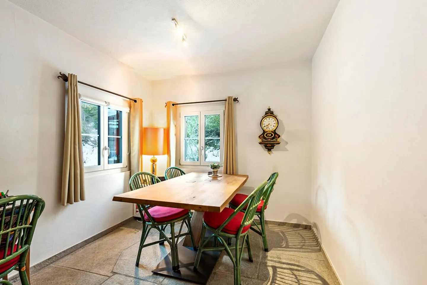 Maloja : Maison de vacances avec cheminée dans un emplacement calme près de la forêt d'Arven - Photo 3 sur 5