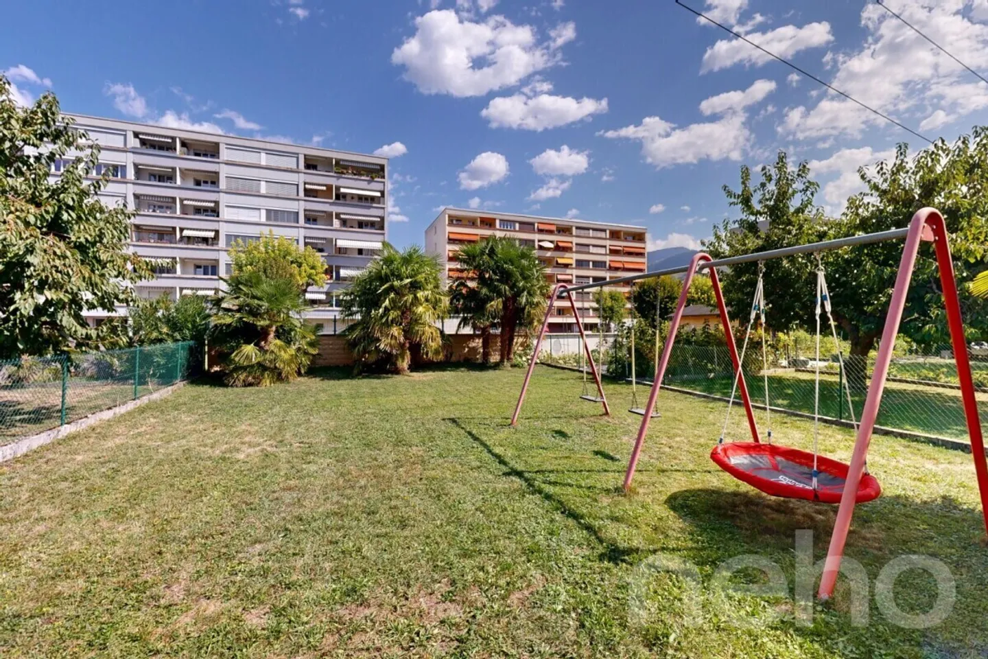 Maison de ville familiale avec jardin - Photo 11 sur 12