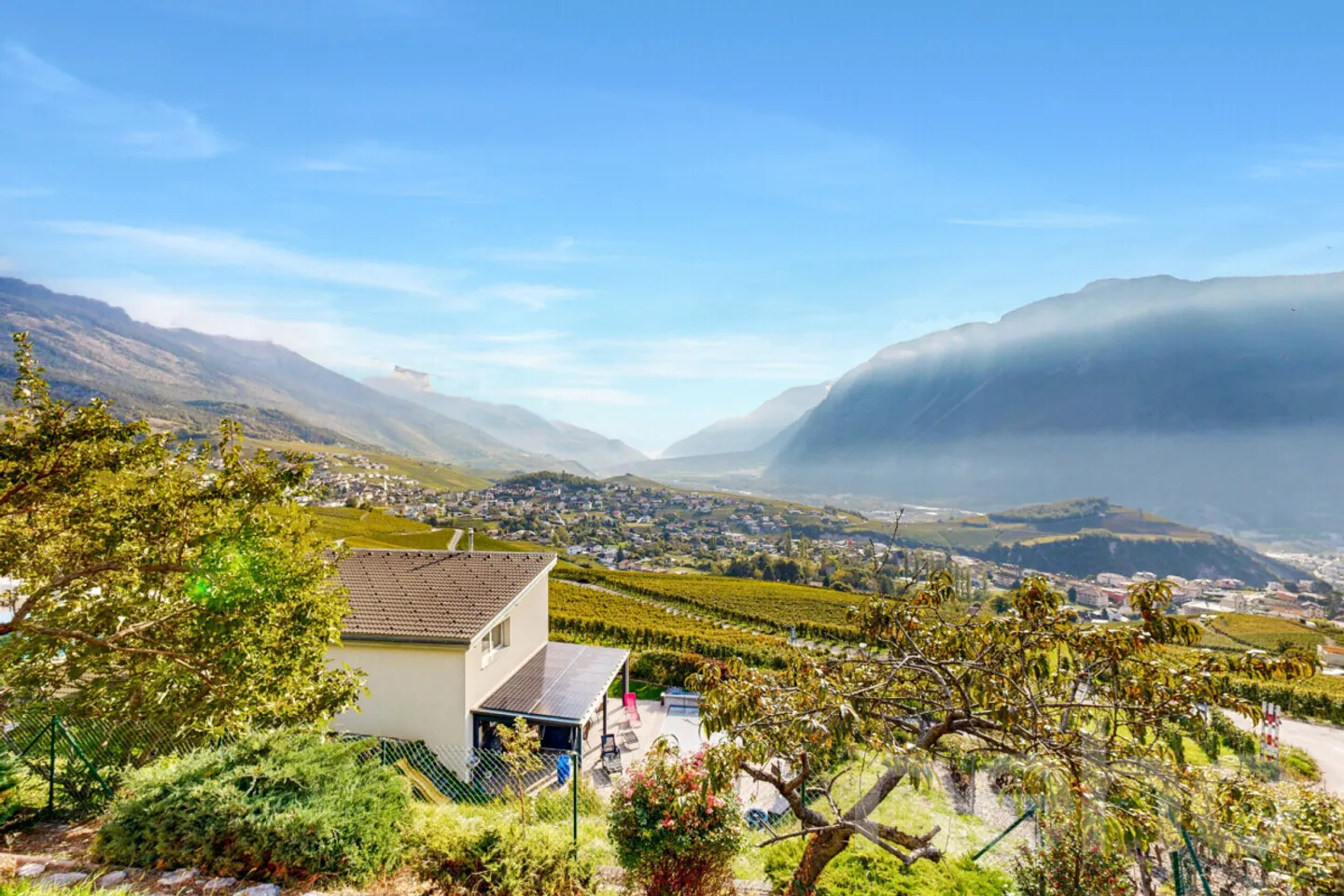 Familienvilla mit unvergleichlichem Blick - Venthône - Foto 2 von 12