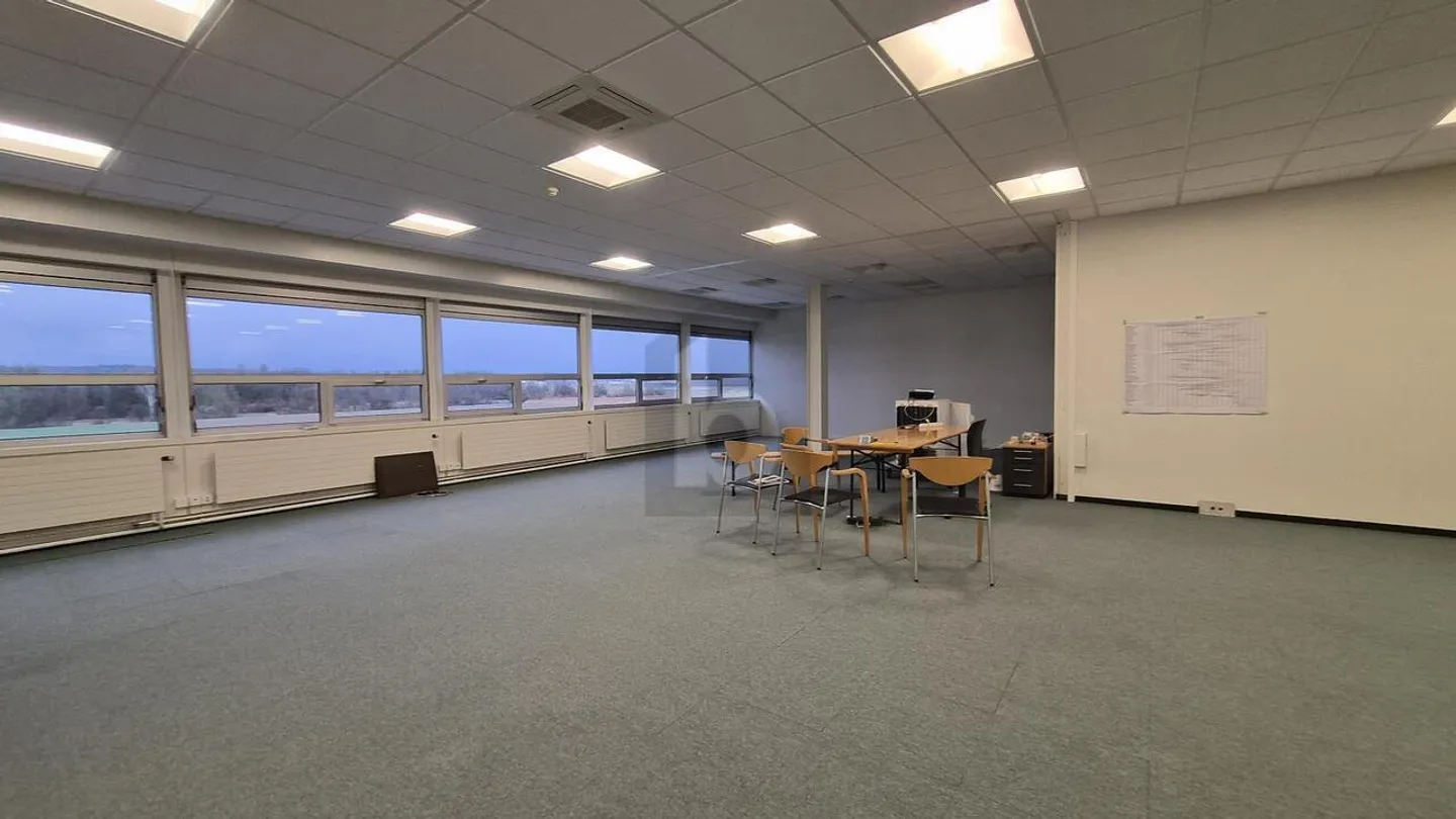 Funktionale Bürofläche in Rümlang - Foto 2 von 6