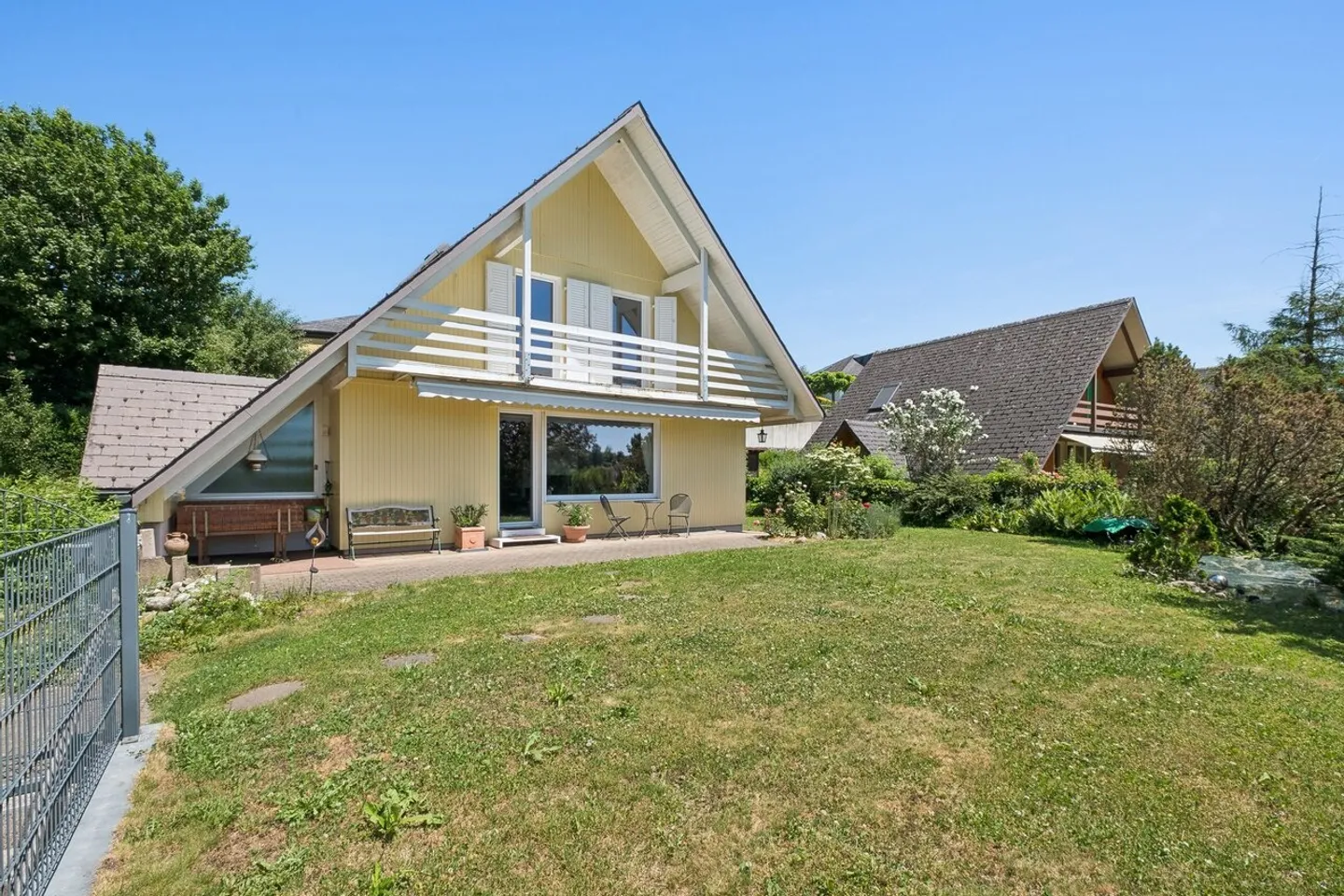 Charmantes Einfamilienhaus mit Garten - Foto 1 von 8