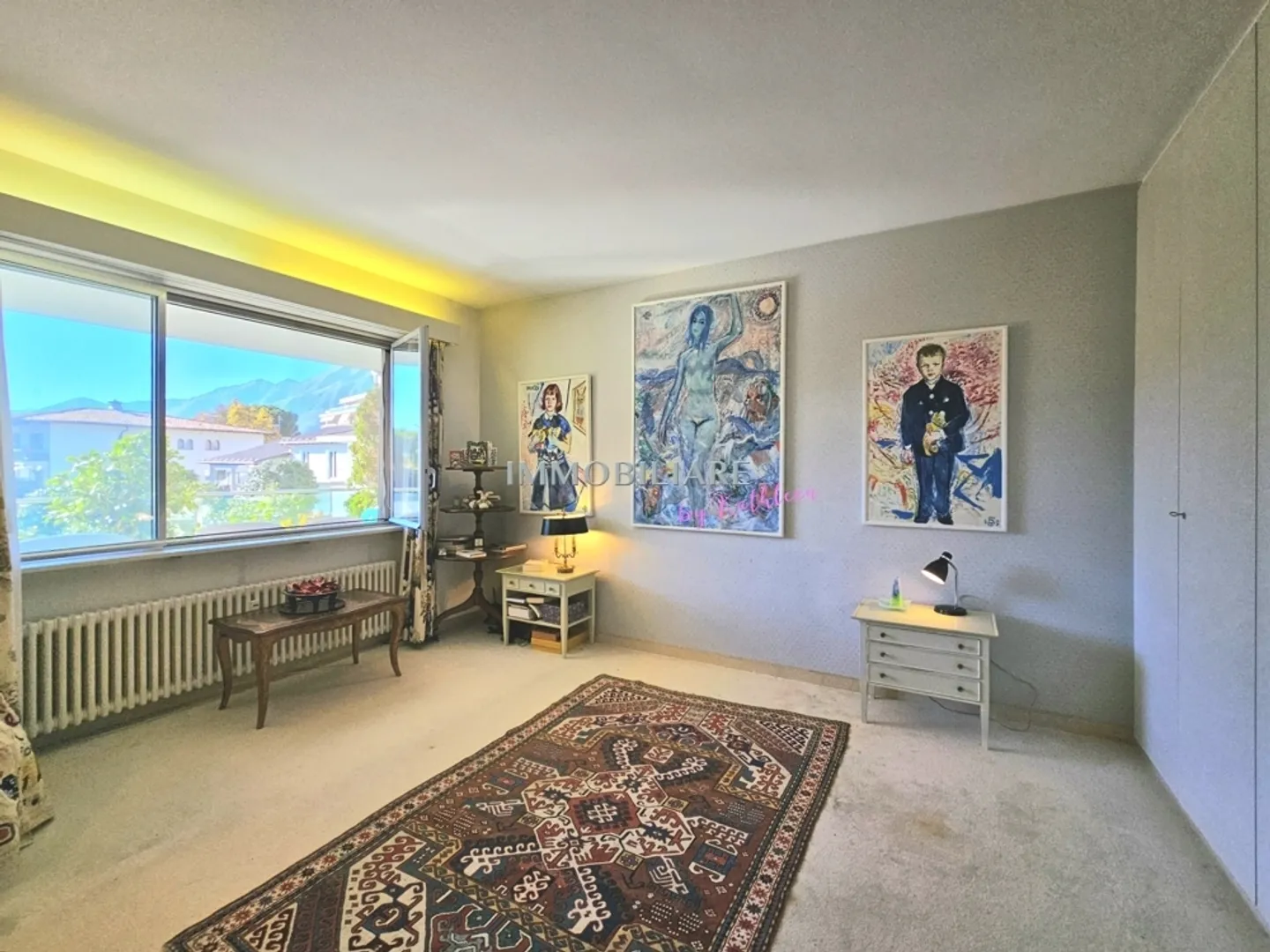 Appartement ensoleillé avec vue sur la verdure dans un emplacement central et calme près des transports en commun - Photo 10 sur 13