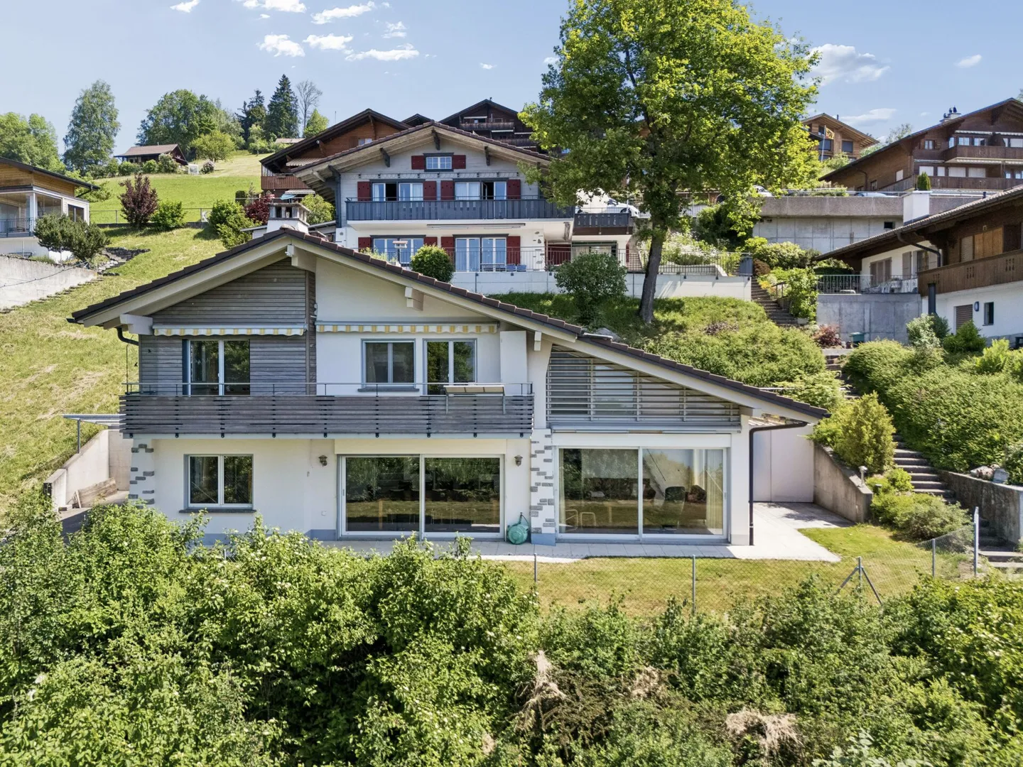 Exklusives Ferienhaus mit Weitblick an begehrter Lage in Aschlen ob Gunten - Foto 9 di 13