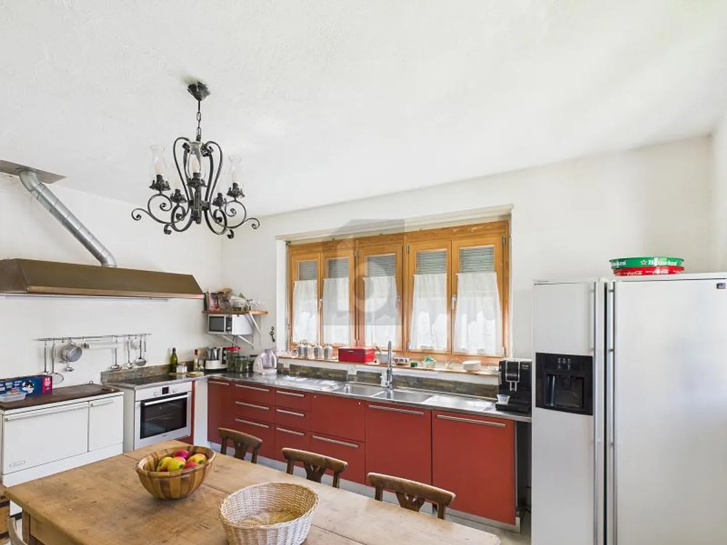 Geräumiges Haus mit viel Baugrund - Foto 1 von 6