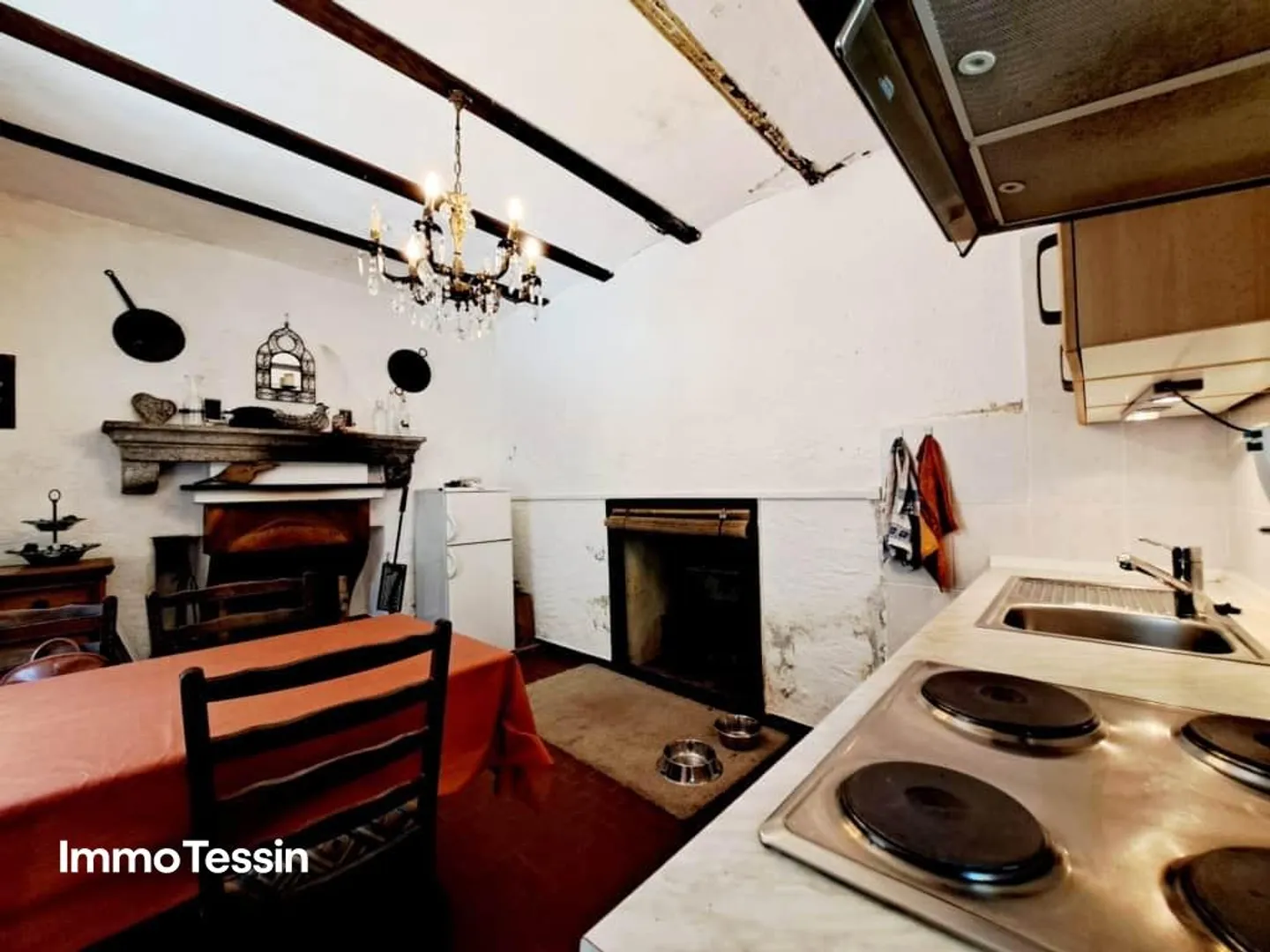 Charming Ticino House with Lake Access to the Verzasca Reservoir & Wonderful Views - Photo 7 of 13