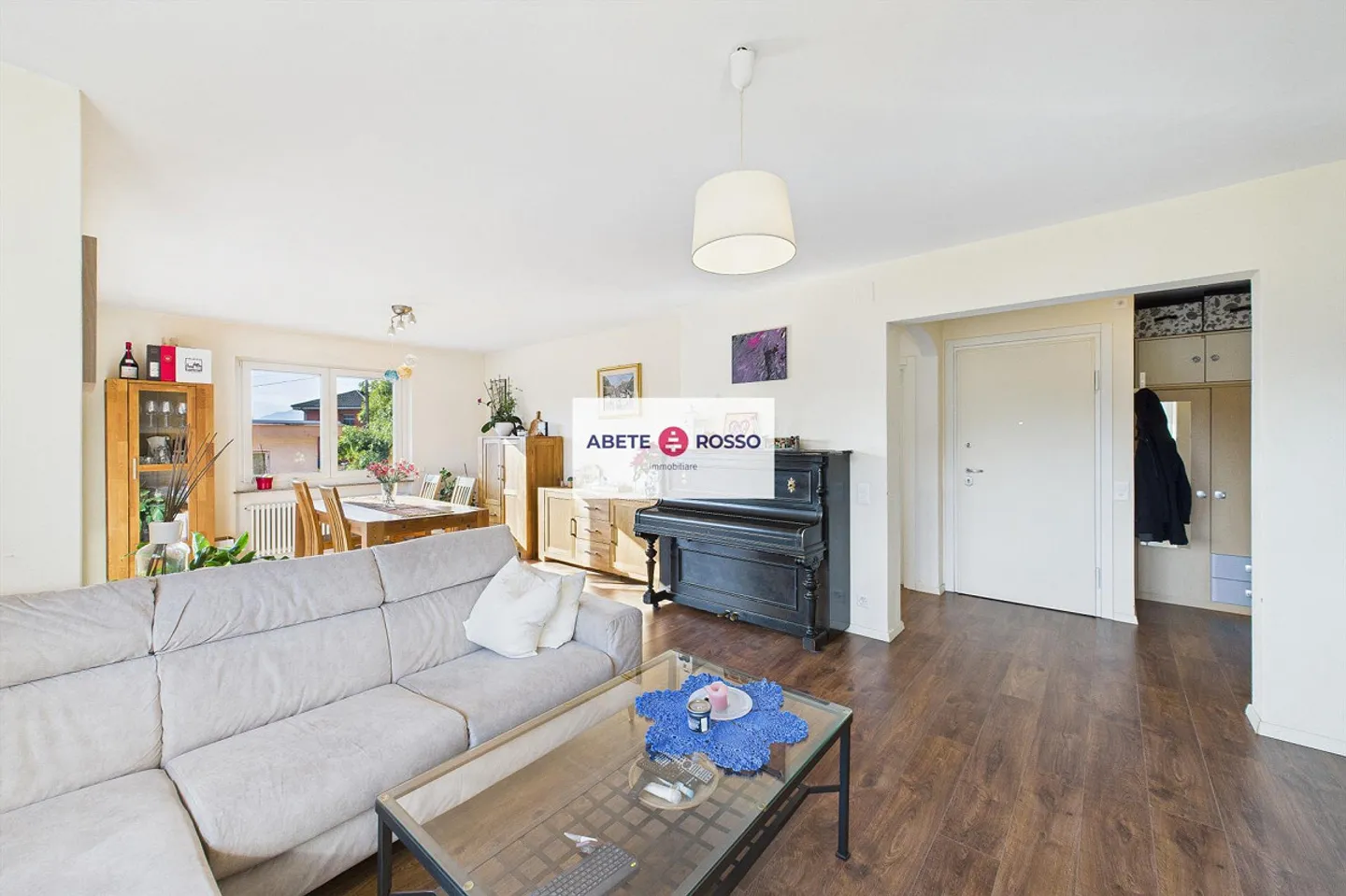 Apartment with terraces in a quiet and prestigious residential area. - Photo 7 of 17