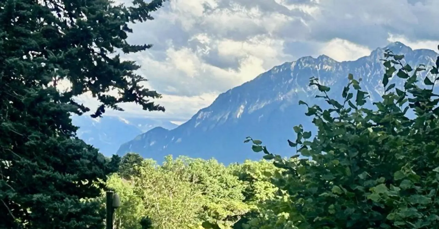 Appartamento Moderno con Vista Lago - Foto 2 di 7