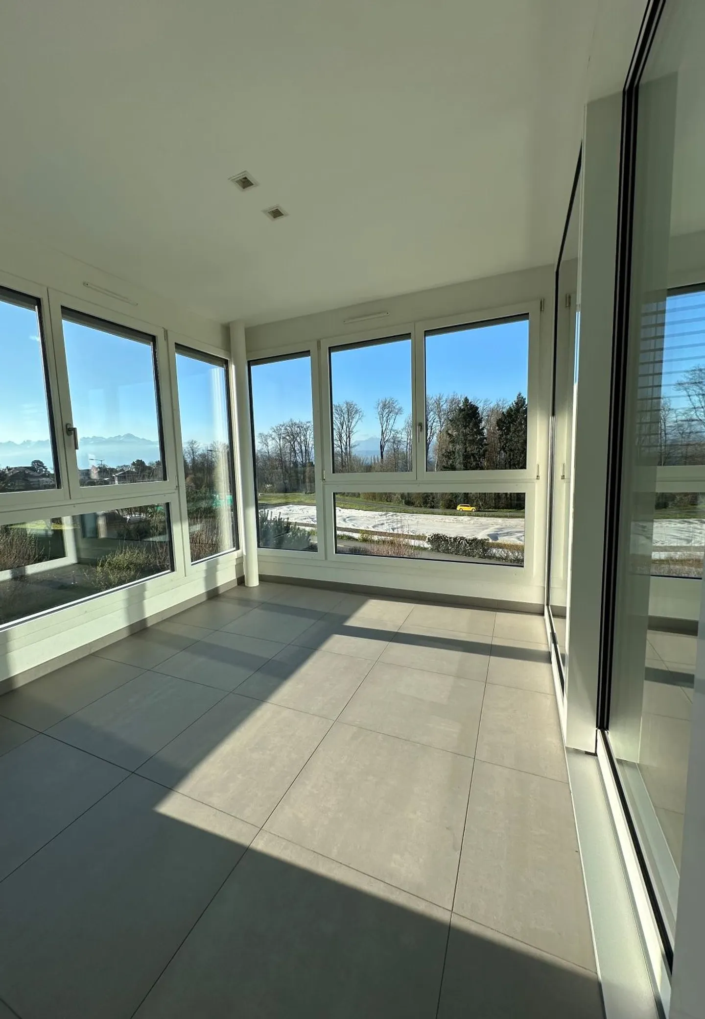 Appartamento Moderno Vicino al Lago - Foto 3 di 7