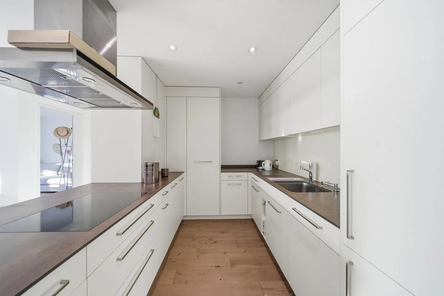 APPARTEMENT EN COPROPRIÉTÉ NEUF DE 4,5 PIÈCES AVEC JARDIN D'HIVER - Photo 3 sur 9