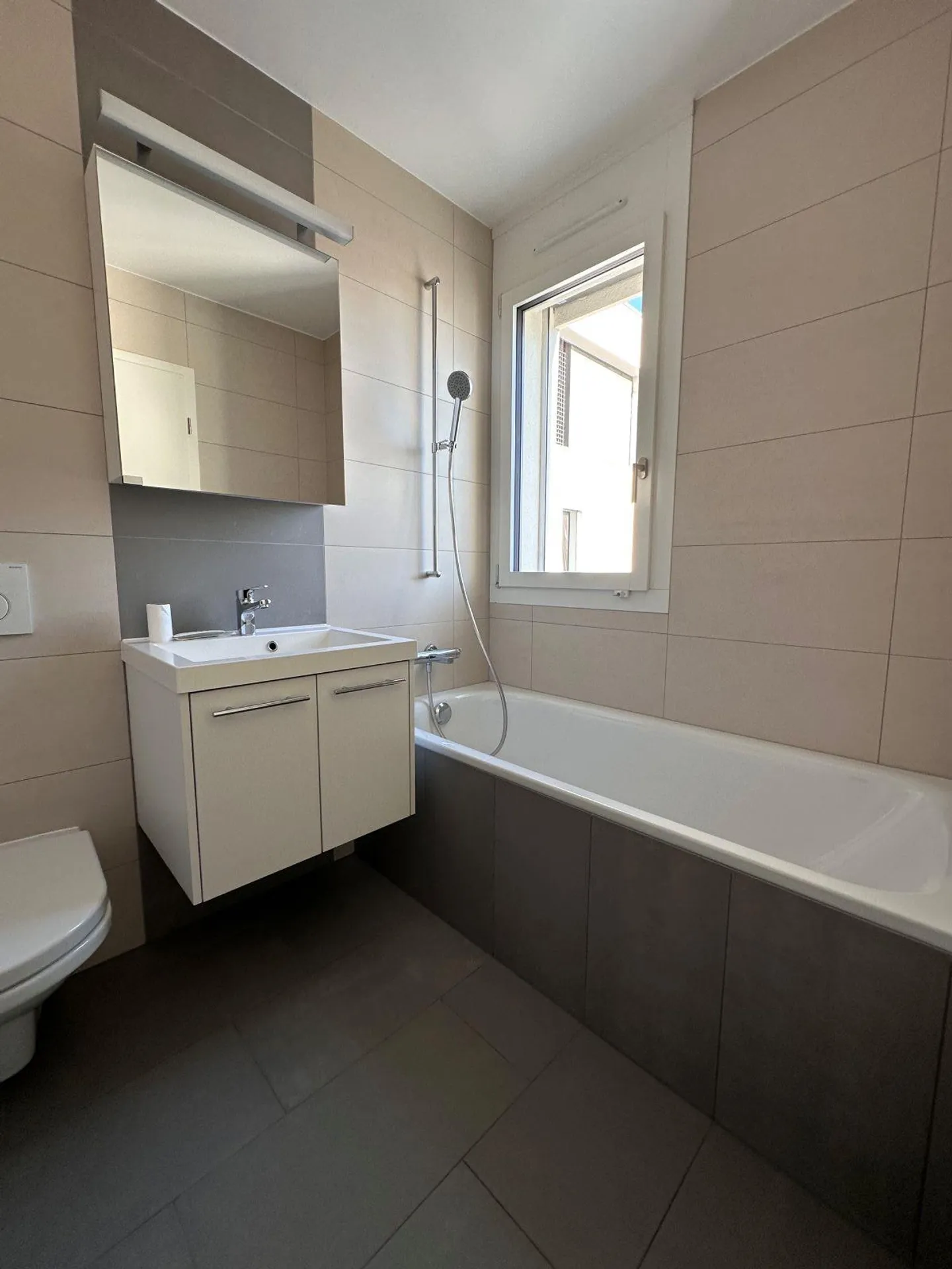 Appartamento Moderno Vicino al Lago - Foto 4 di 7