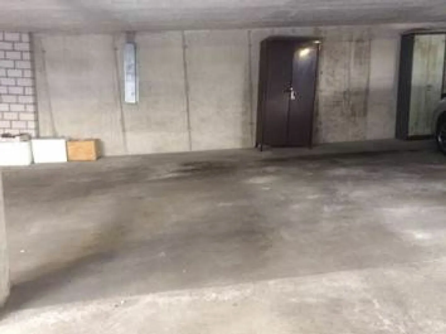 Outdoor parking space for rent - Photo 2 of 2