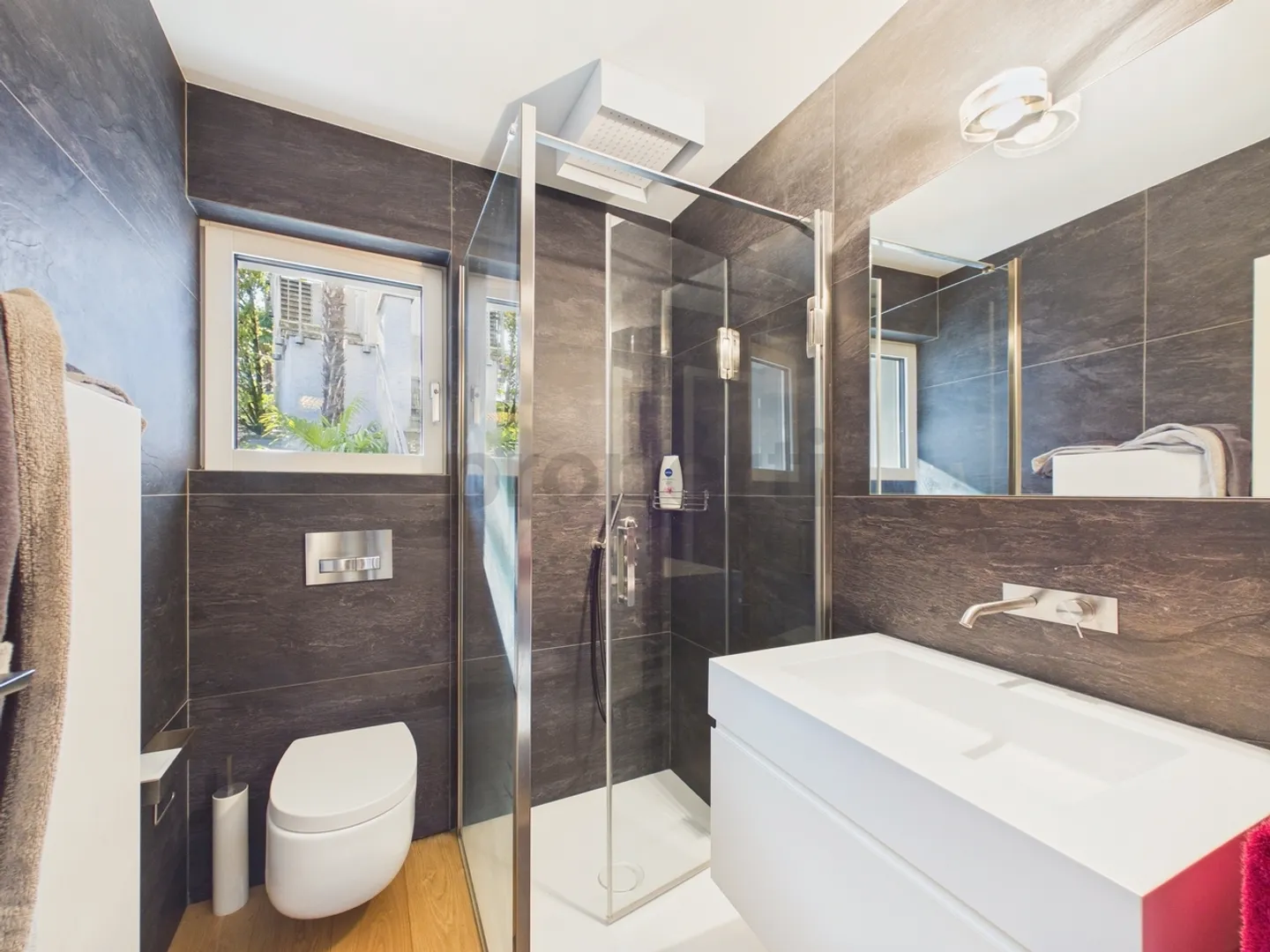 Villa in Design Style with Breathtaking Lake View - Vico Morcote - Photo 12 of 13