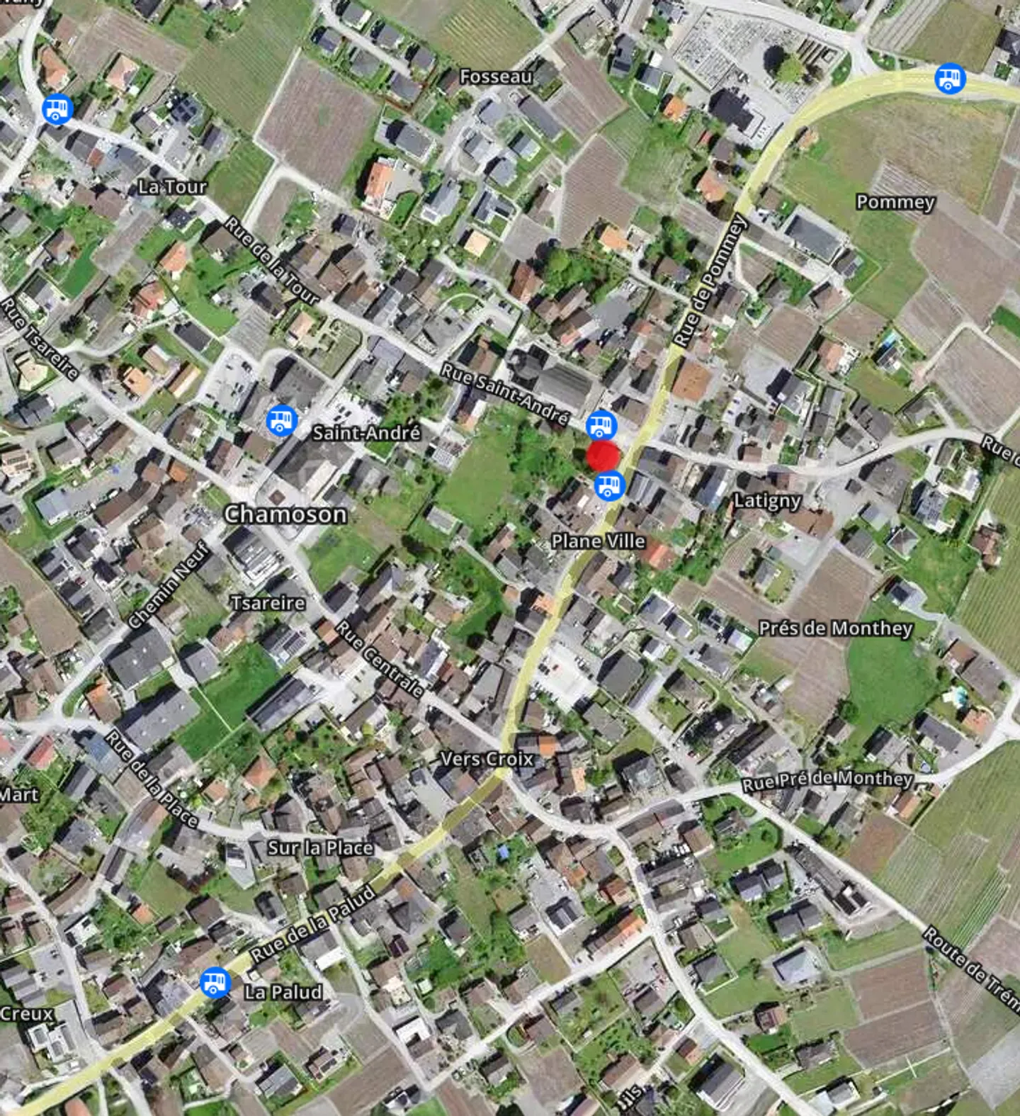 IN VENDITA CASA CON CARATTERE 5.5 LOCALI A CHAMOSON - Foto 12 di 13