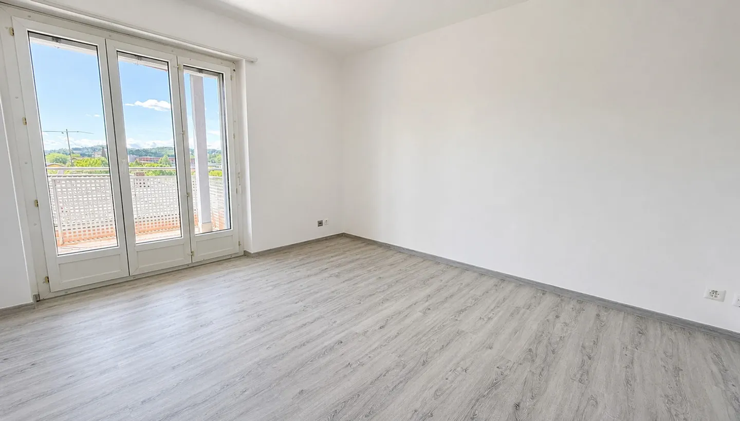 JUSQU'À 3 MOIS GRATUITS - 2,5 pièces modernes à Mendrisio - Photo 3 sur 7