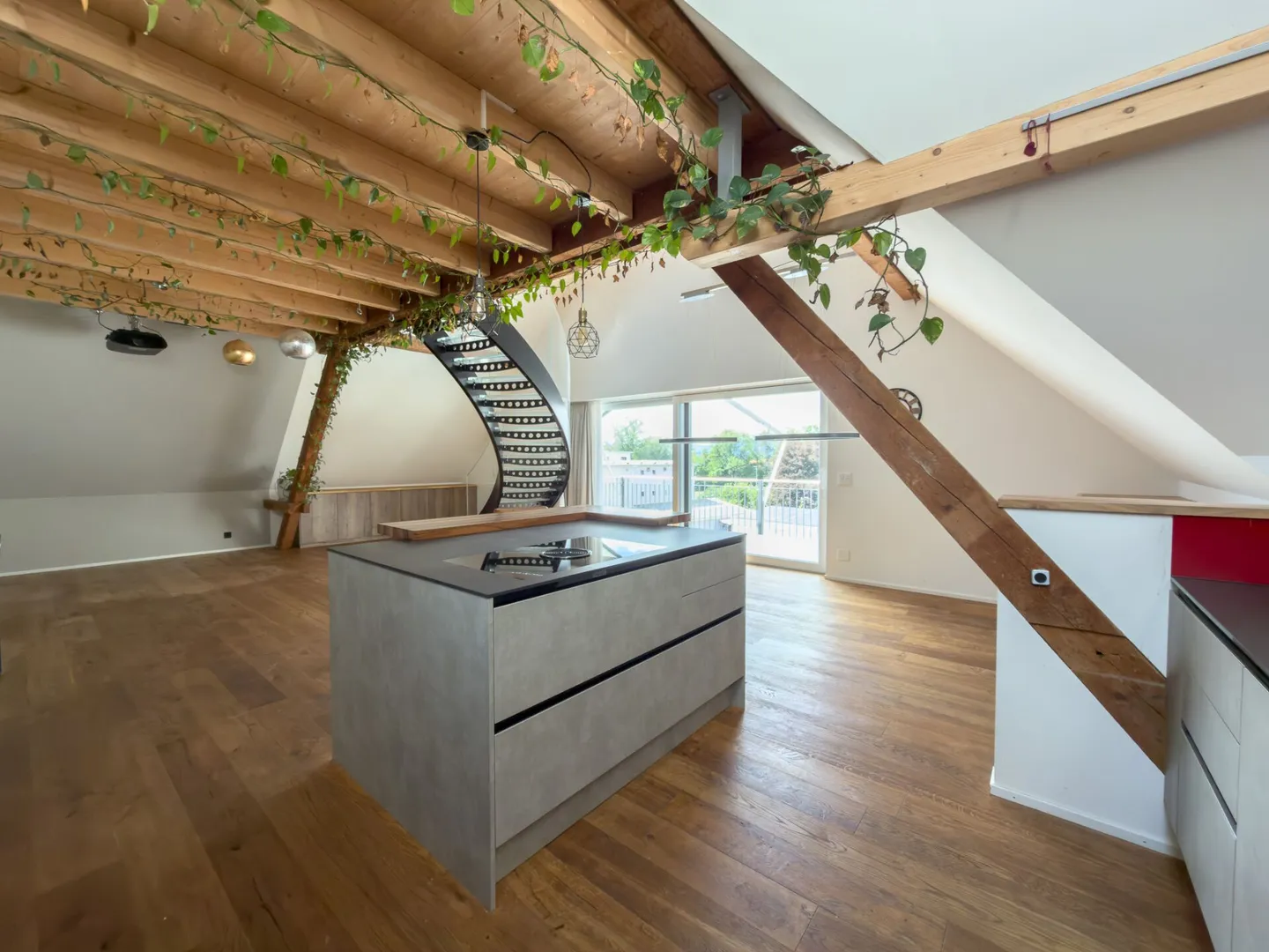 Maisonette unique en penthouse - Photo 3 sur 12