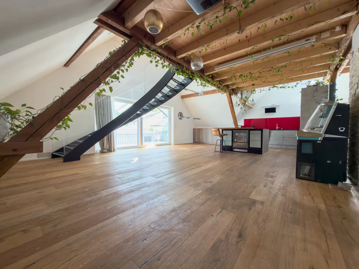 Maisonette unique en penthouse - Photo 5 sur 12