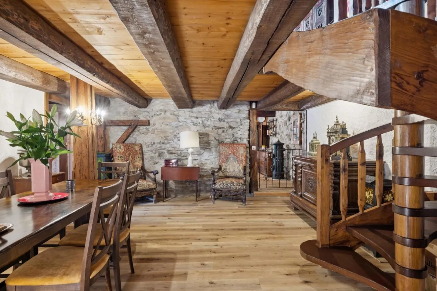 Chalet rustico-chic prestigioso nel cuore delle Portes du Soleil - Foto 5 di 13