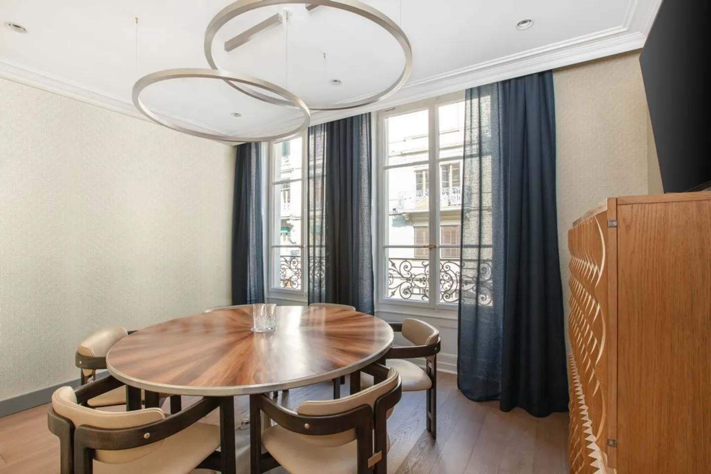 Buchen Sie ein gemeinsames Büro oder einen Coworking-Platz im Signature Quartier des Banques - Foto 9 von 10