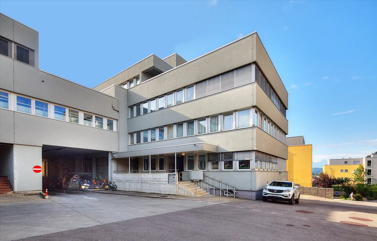 Espace de stockage polyvalent à Grosshöchstetten - Photo 1 sur 1