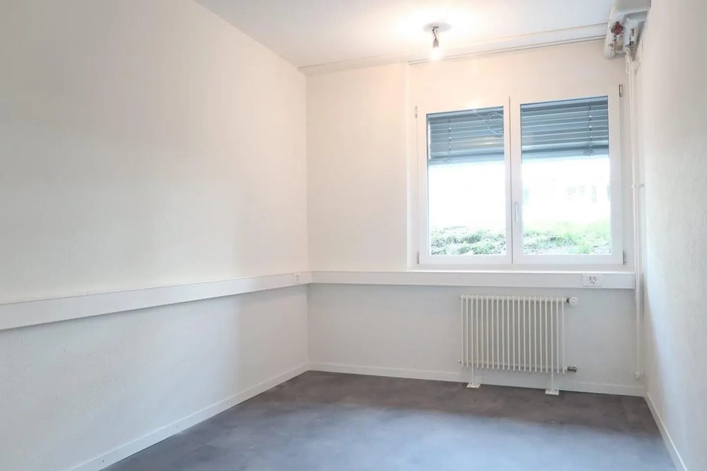 Un emplacement polyvalent pour votre entreprise - Photo 6 sur 6