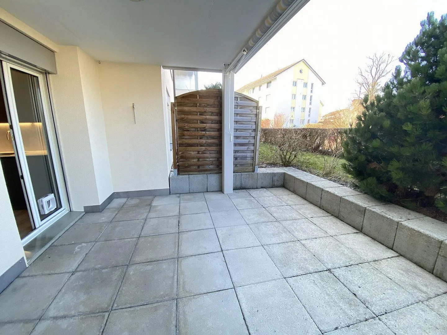 Sonnige renovierte Wohnung - Foto 8 von 11