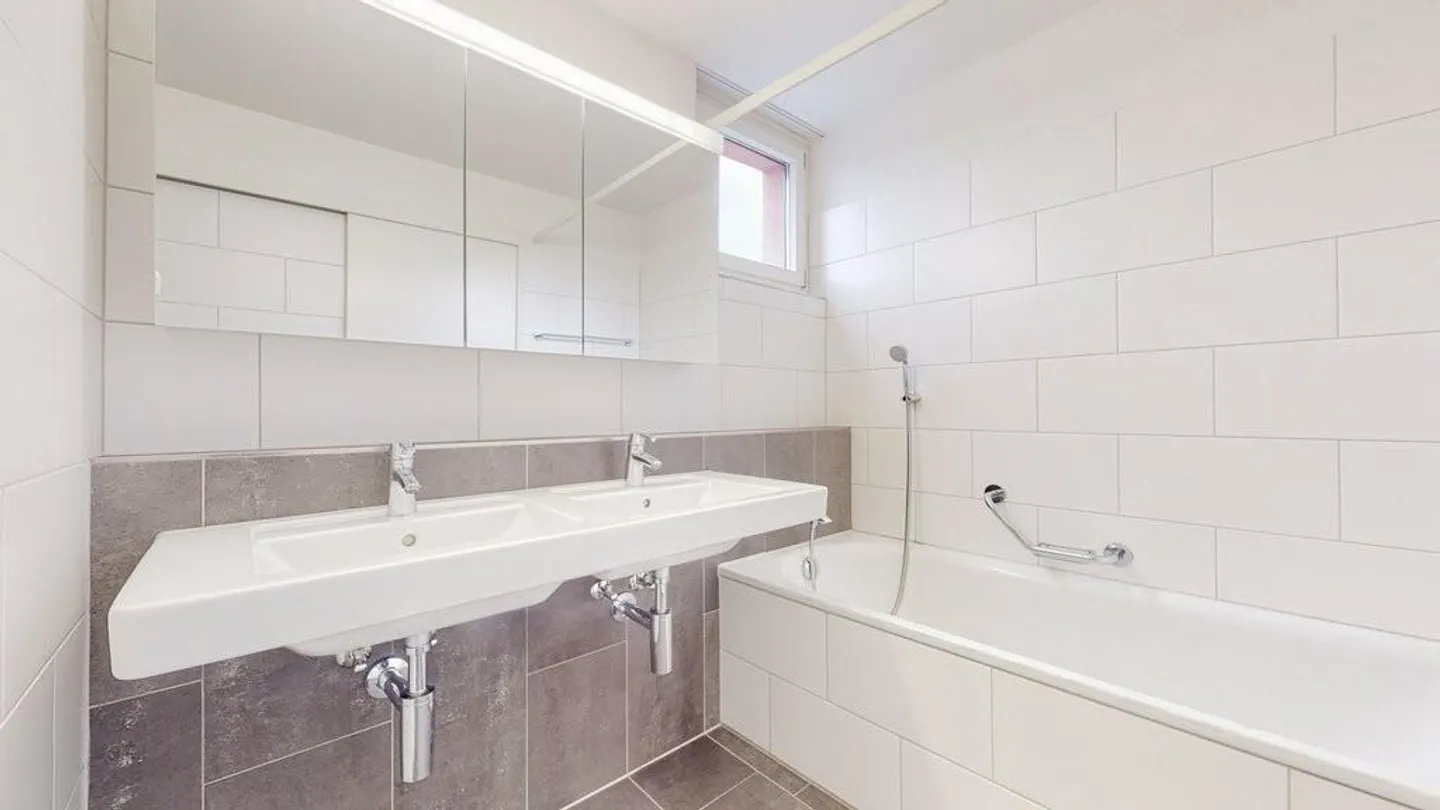 Perfekt für Familien: Wohnung mit grossem Wohnbereich & Sitzplatz - Foto 6 von 12