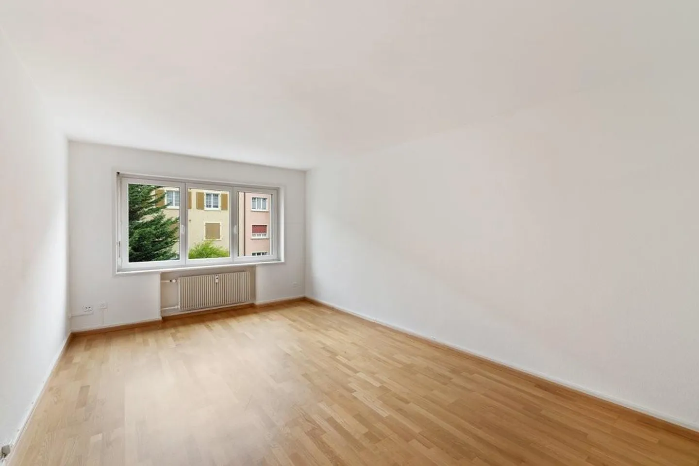 Looking for a home in a central location? - Photo 9 of 12