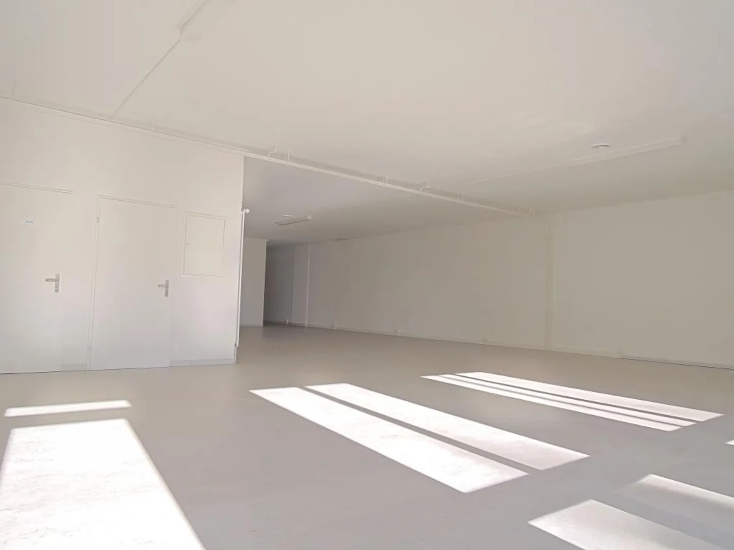 «160m2 Büro- und Gewerberäumlichkeiten warten auf Sie!» - Foto 3 von 8