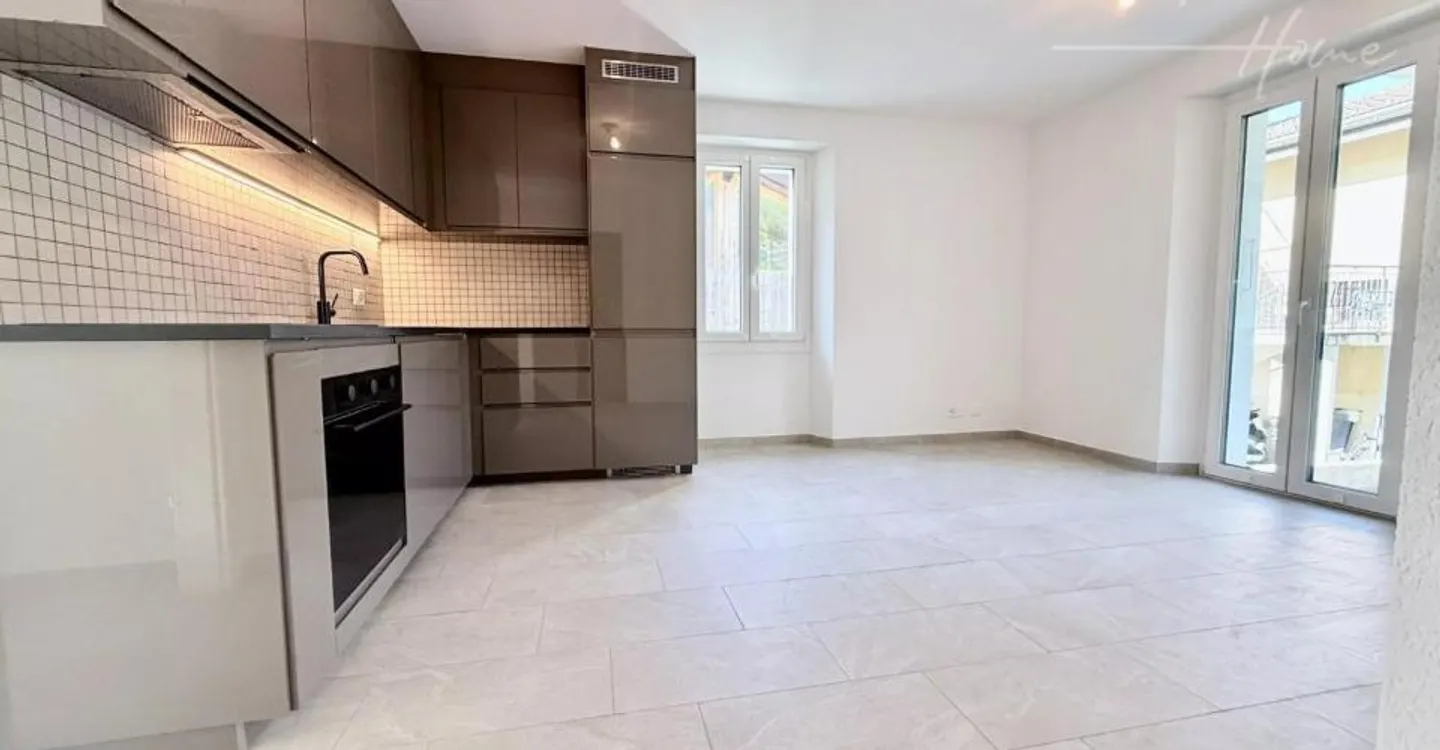 Casa di Villaggio Incantevole a Vétroz - Foto 3 di 12