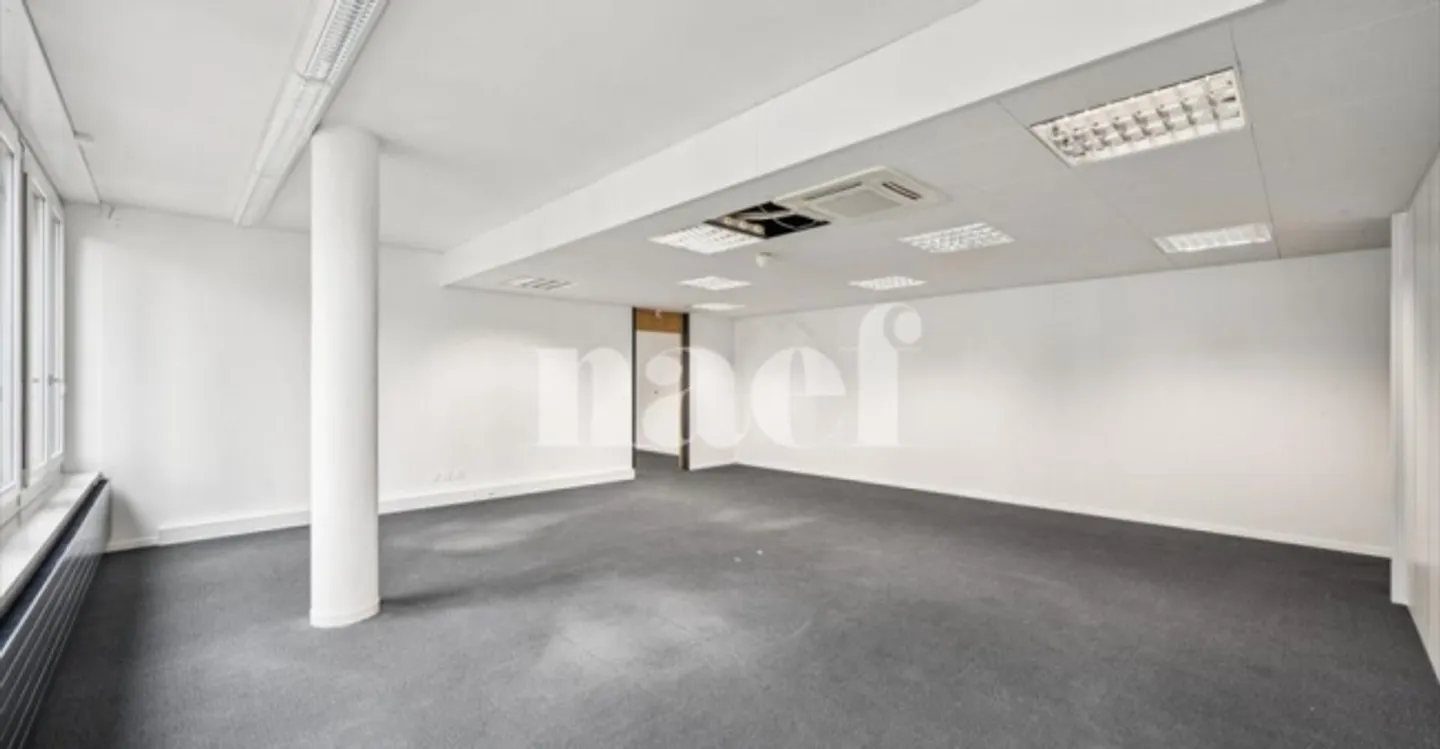 Spazio ufficio in affitto - Foto 1 di 13