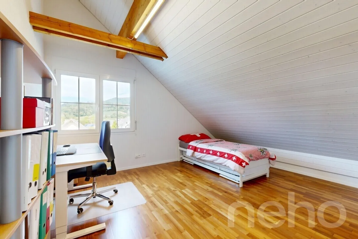 Well-kept 6.5 semi-detached house with large garden in Otelfingen - Photo 8 of 12