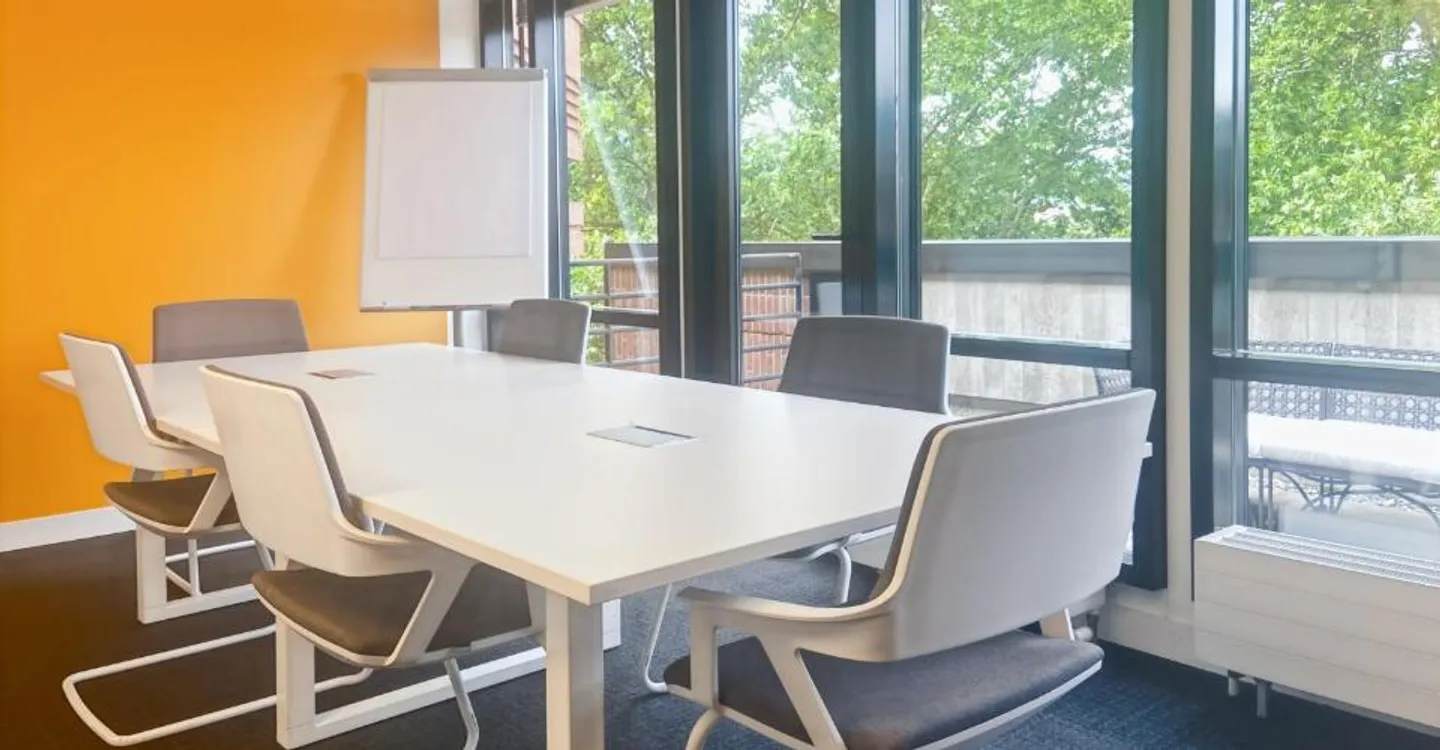 Ufficio all-inclusive per 5 - Foto 5 di 11
