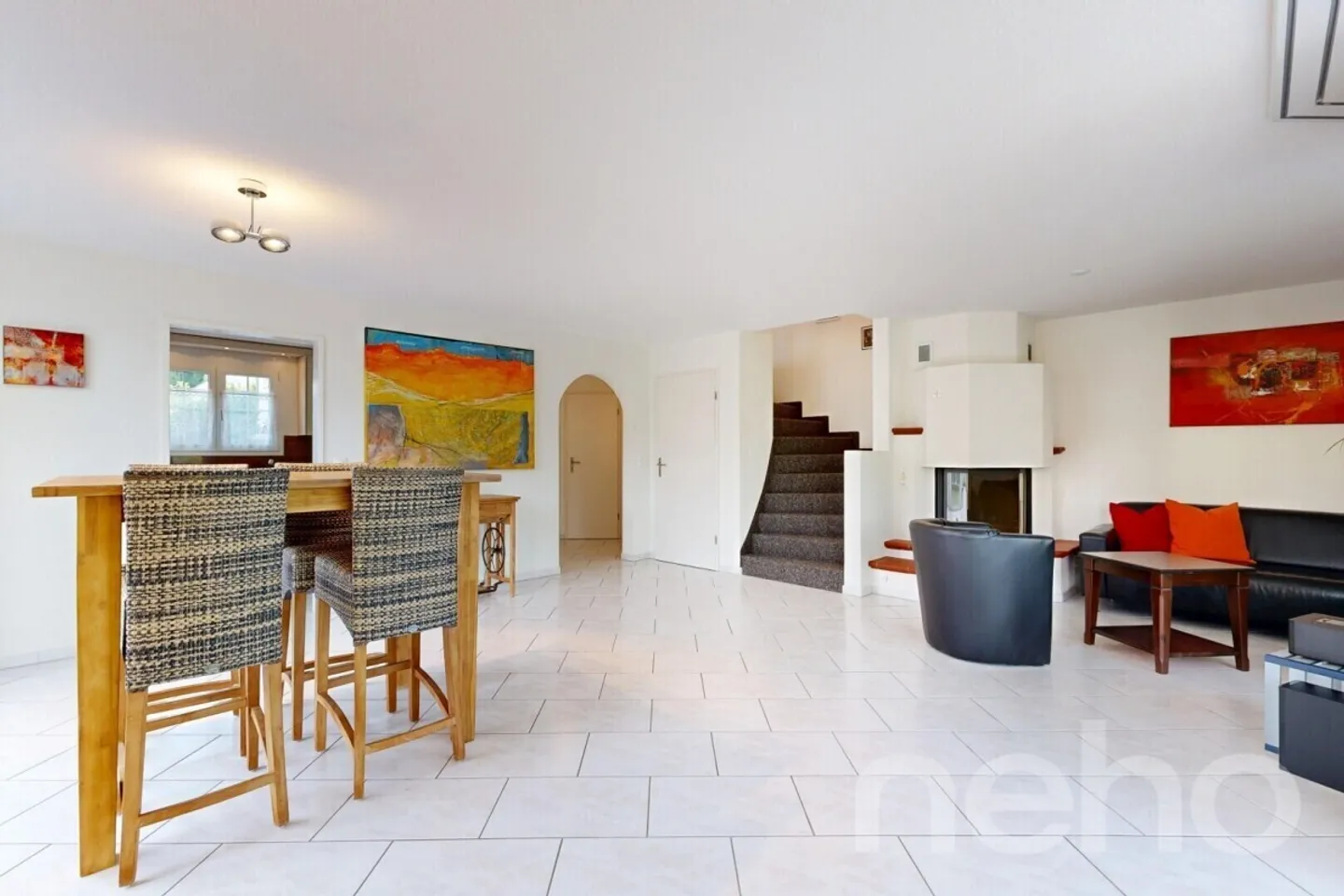 Well-kept 6.5 semi-detached house with large garden in Otelfingen - Photo 3 of 12