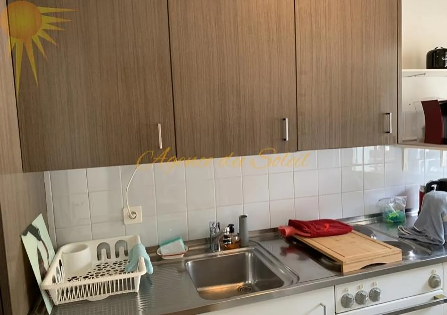 For rent exclusively for one year, this large studio opposite the Barzettes/Plaine Morte ski lifts! - Photo 5 of 12