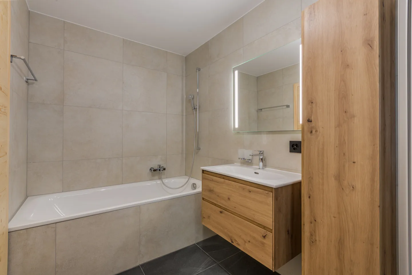 3,5 vani in chalet di 2 appartamenti - Foto 7 di 10