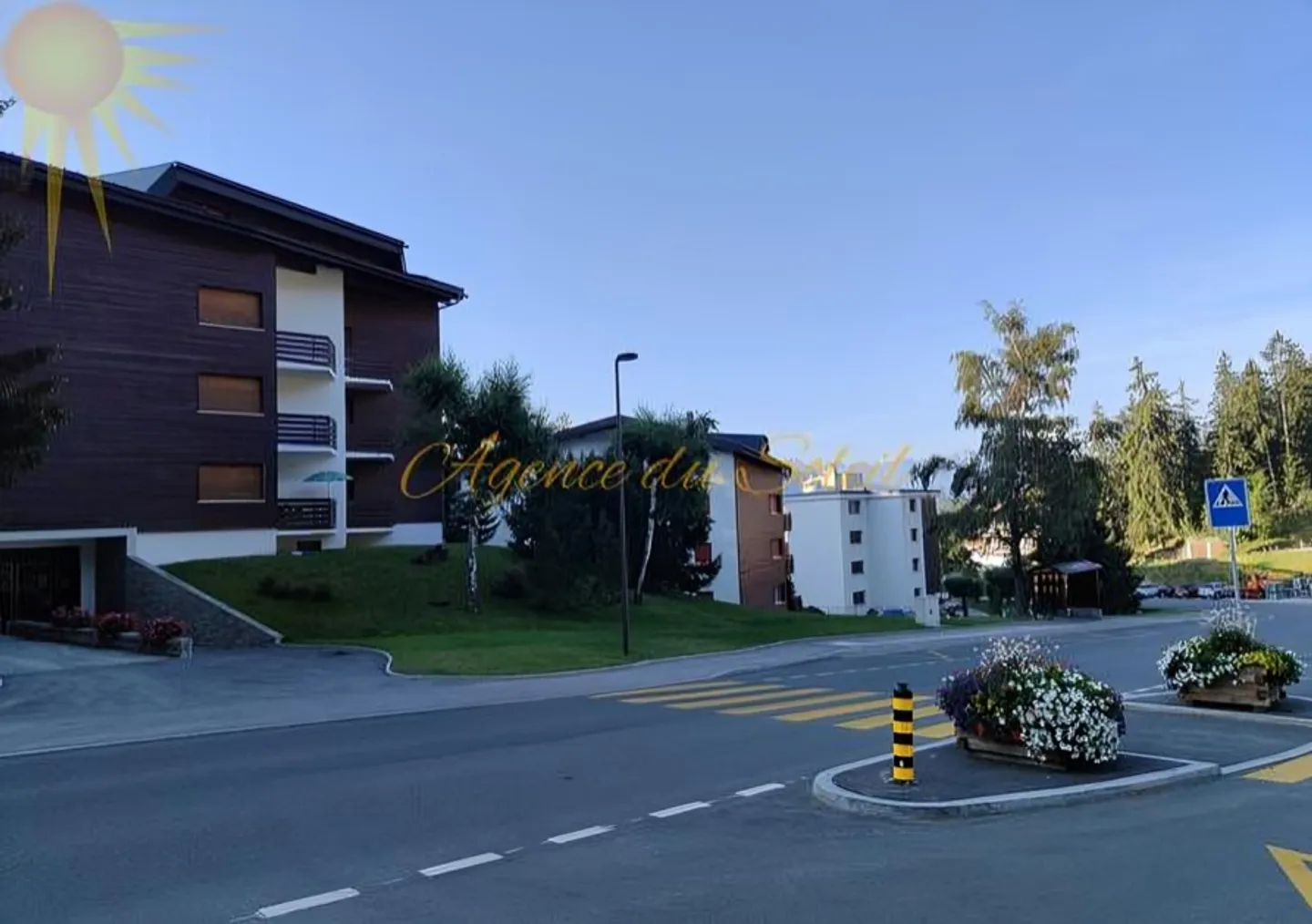 For rent exclusively for one year, this large studio opposite the Barzettes/Plaine Morte ski lifts! - Photo 10 of 12